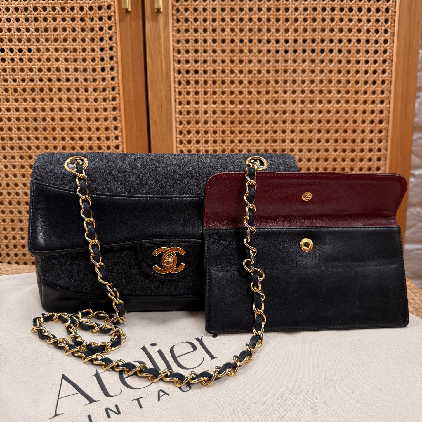 Chanel 1989 Rare Charcoal Tweed Wood & Black Leather Single flap & Purse Set