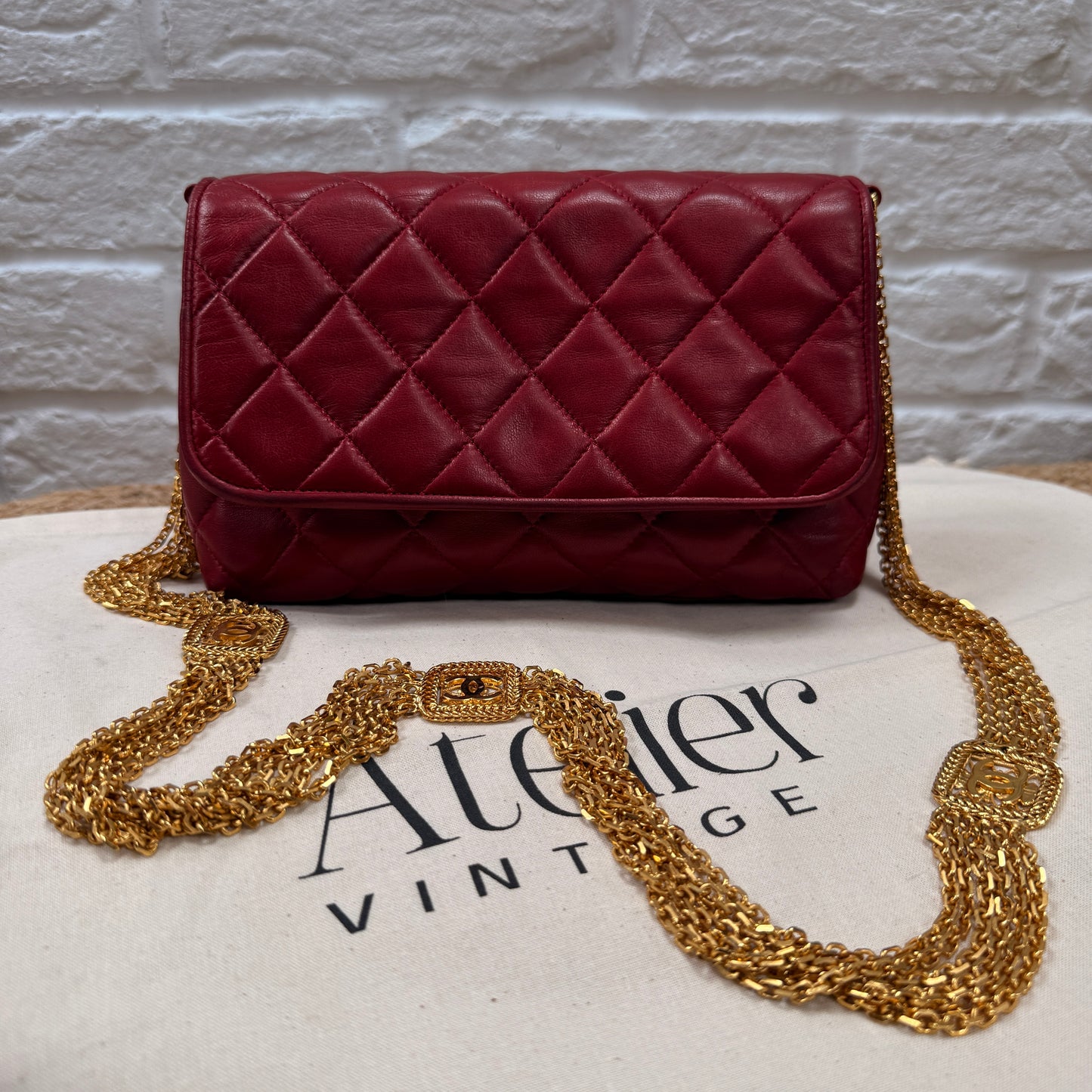 Chanel ULTRA RARE 1986 Single Flap with six strand 24k gold plated chain with CC logo stations