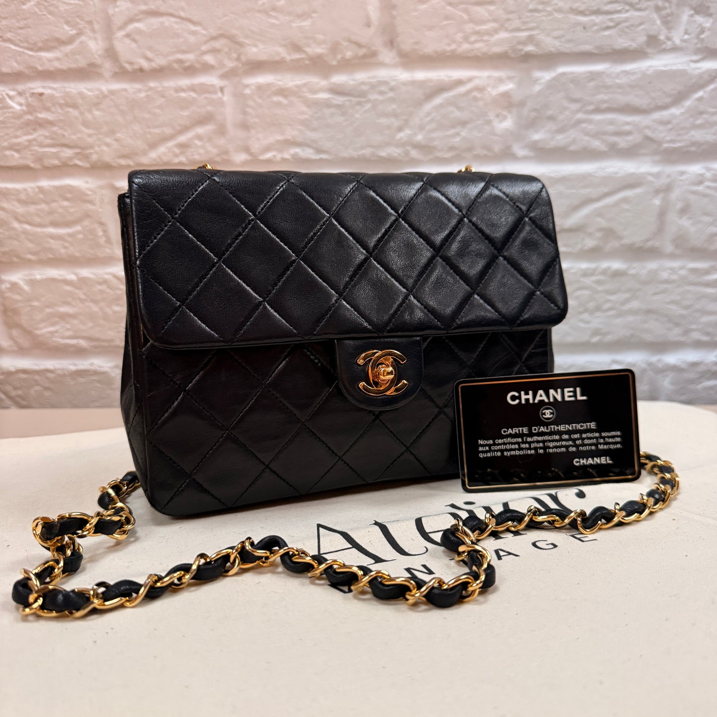 Chanel 1991 Classic Square Single Flap Medium black