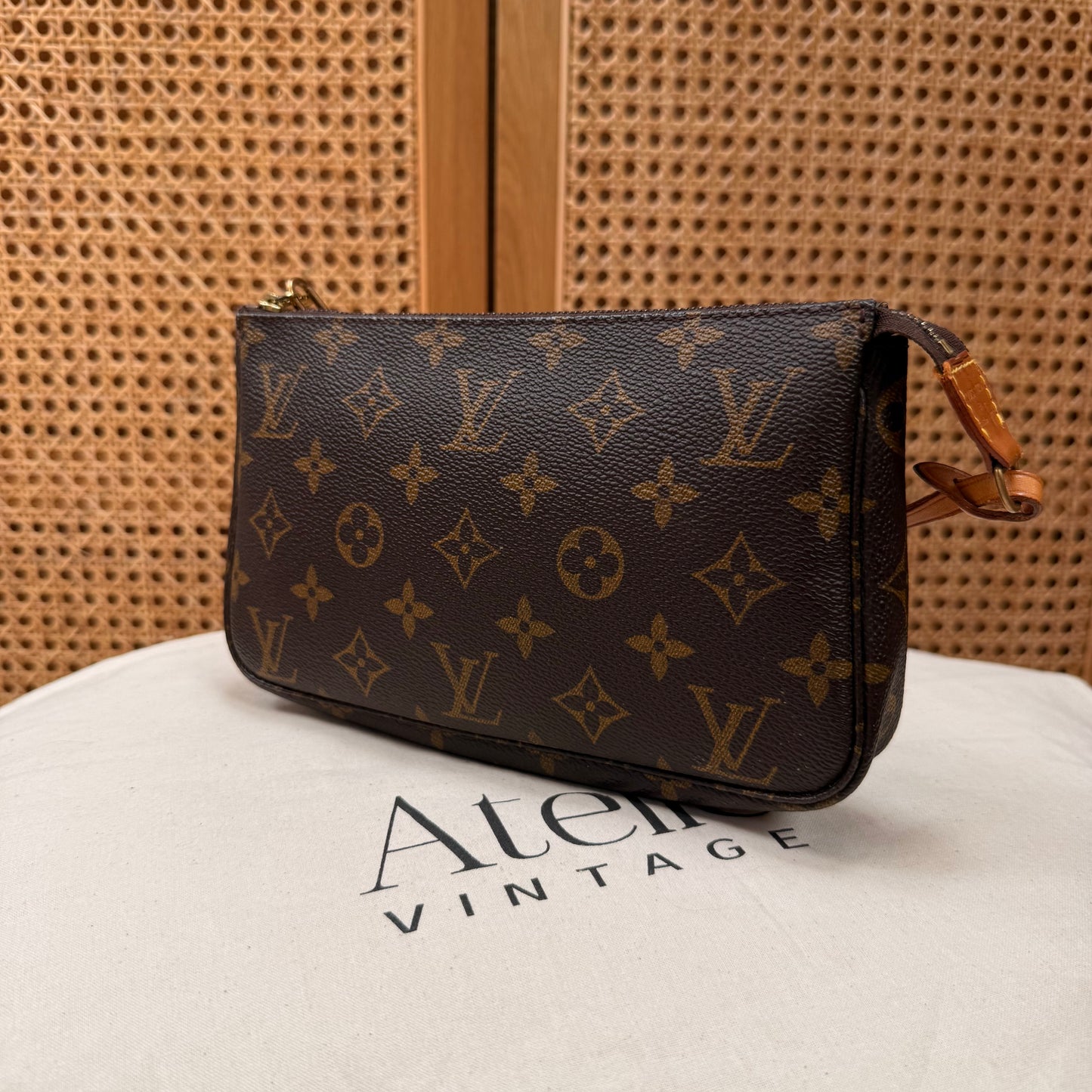 Louis Vuitton 1998 Pochette Accesssoires