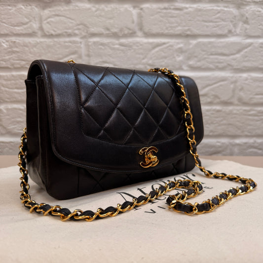 Chanel 1991 Vintage Classic Diana Small