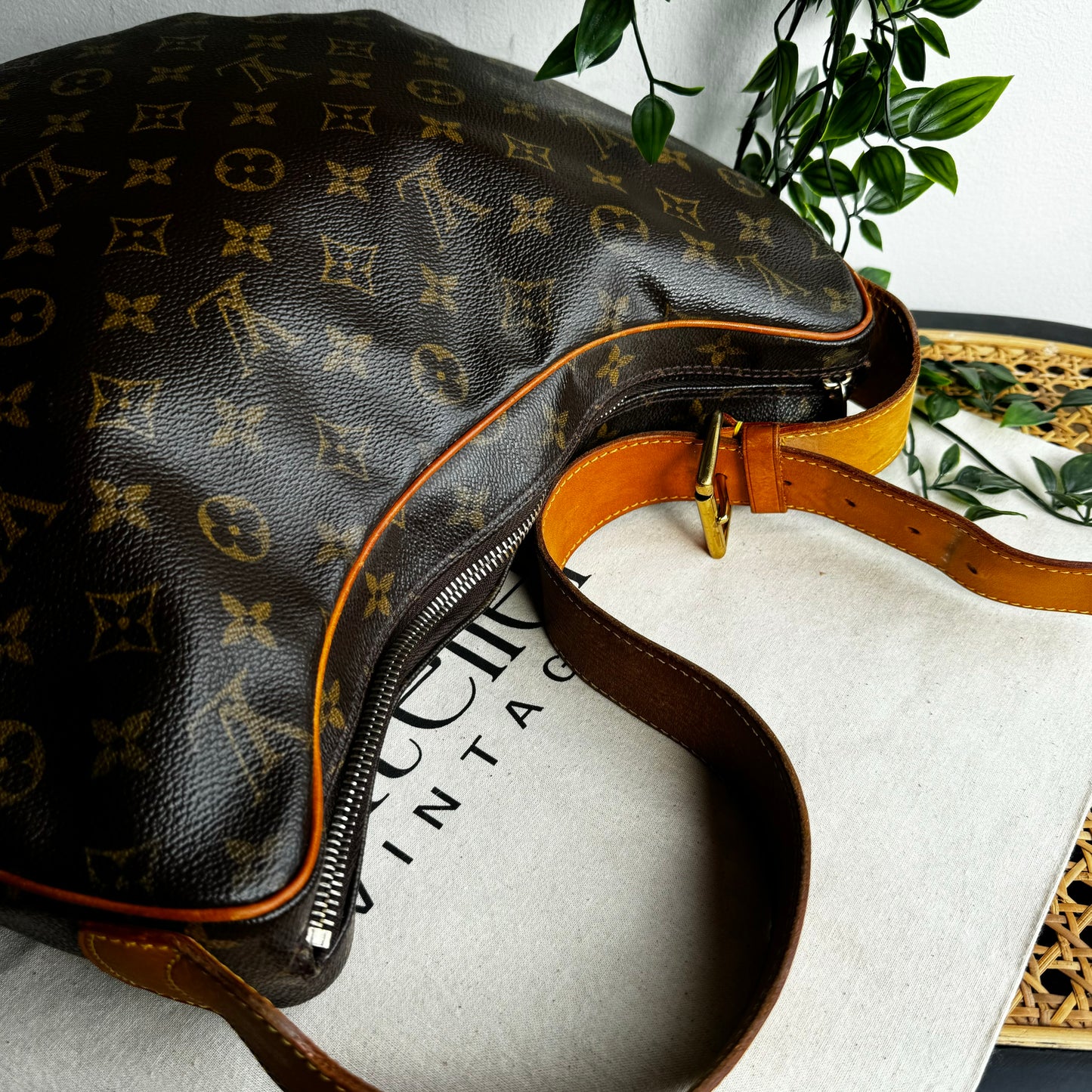 Louis Vuitton 2008 Croissant GM