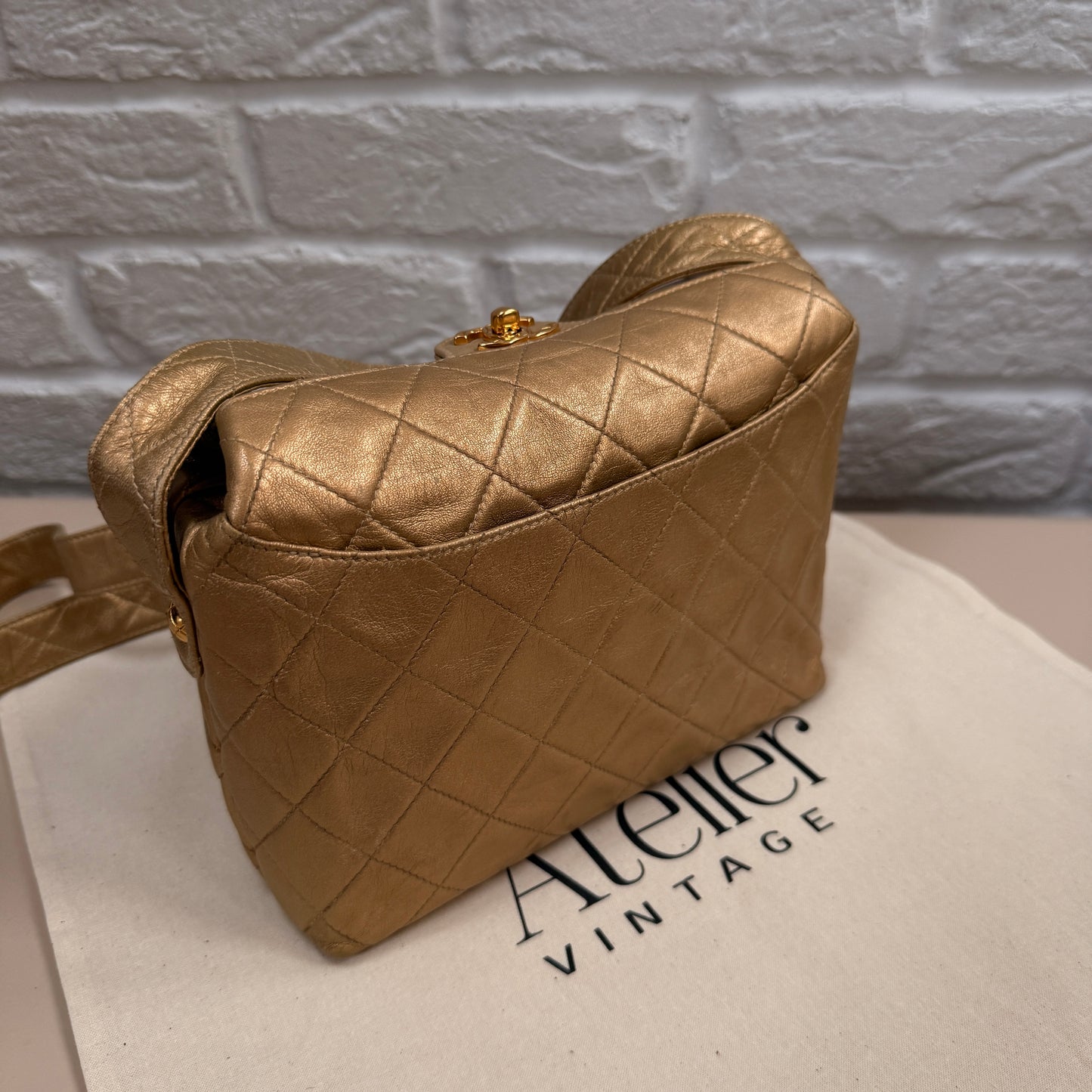 Chanel 1991 CC Turnlock closure cross body in gold Lambskin leather & 24k gold hardware