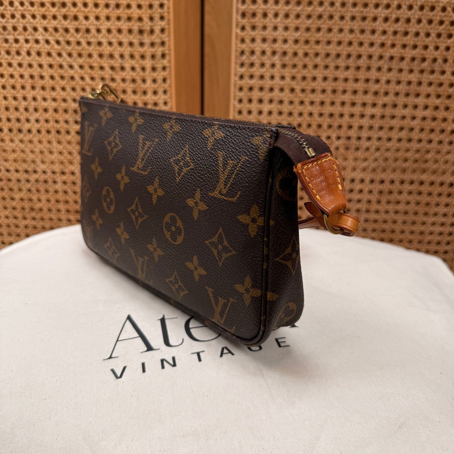 Louis Vuitton 1998 Pochette Accesssoires
