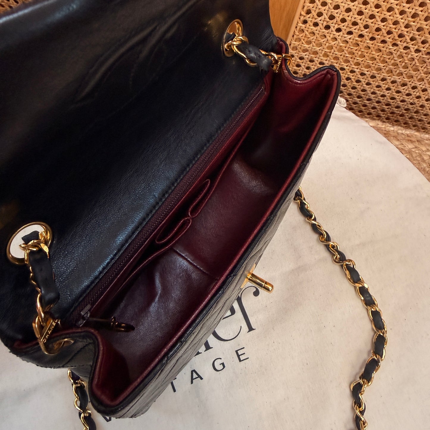 Chanel 1989 Classic Square Single Flap Medium black