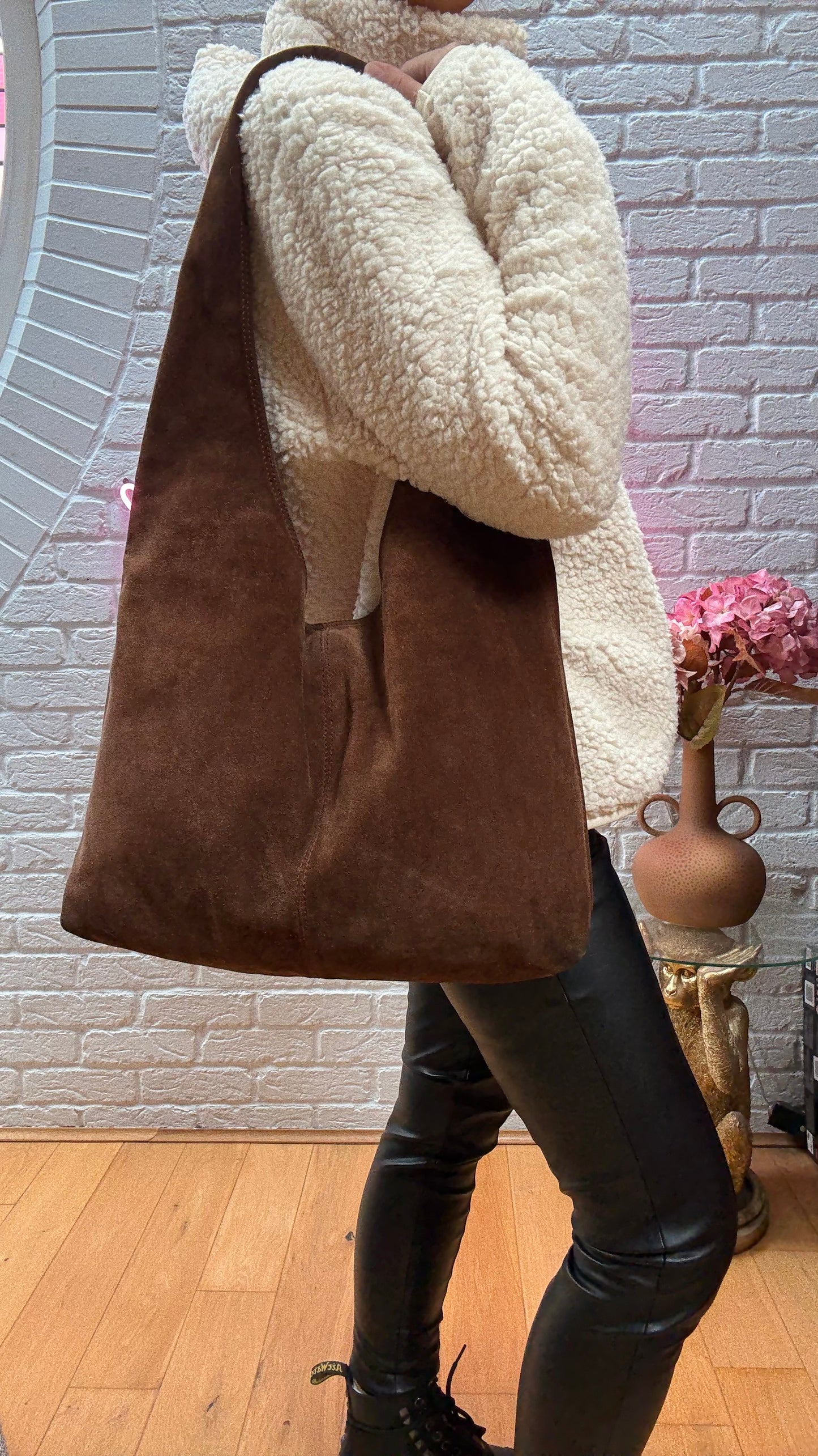 Bottega Veneta 2003 Tan Suede Hobo Tote