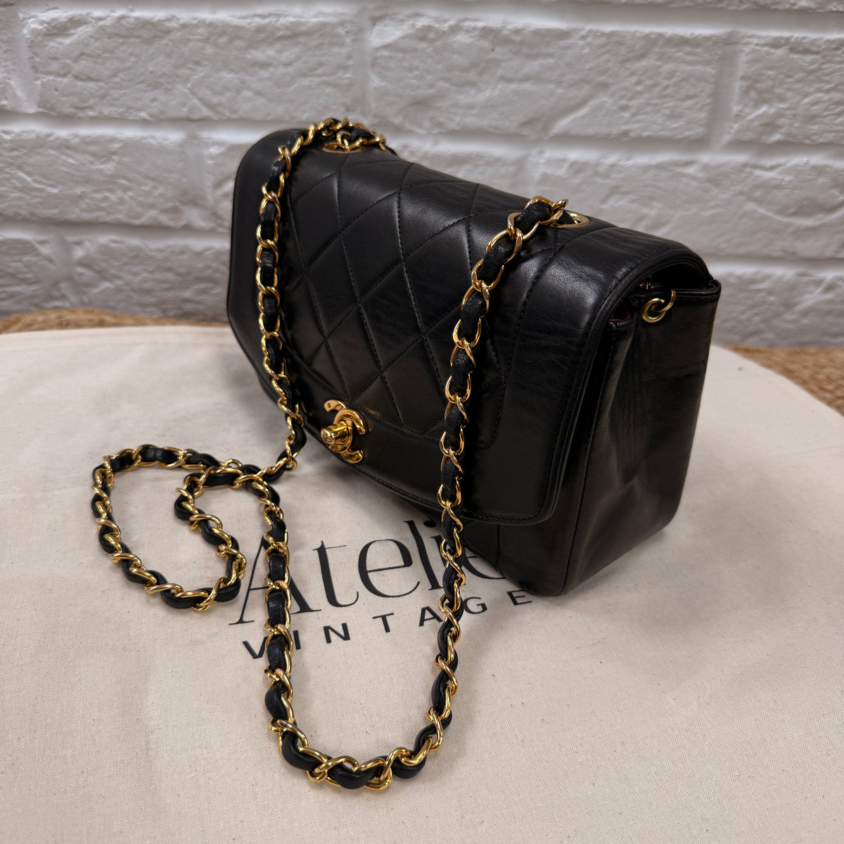 Chanel 1991 Vintage Classic Diana Small
