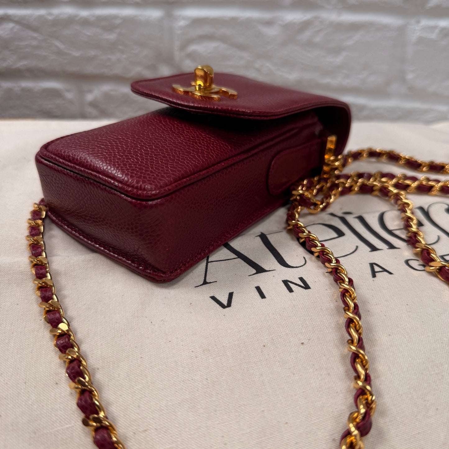 Chanel 1994 Caviar Pochette - Bordeaux Caviar Leather & 24k gold hardware