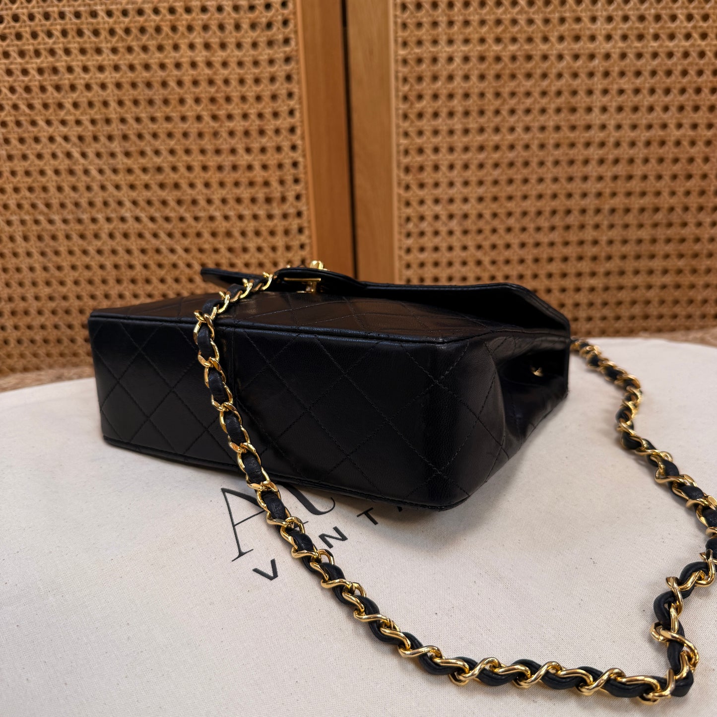 Chanel 1989 Classic Square Single Flap Medium black