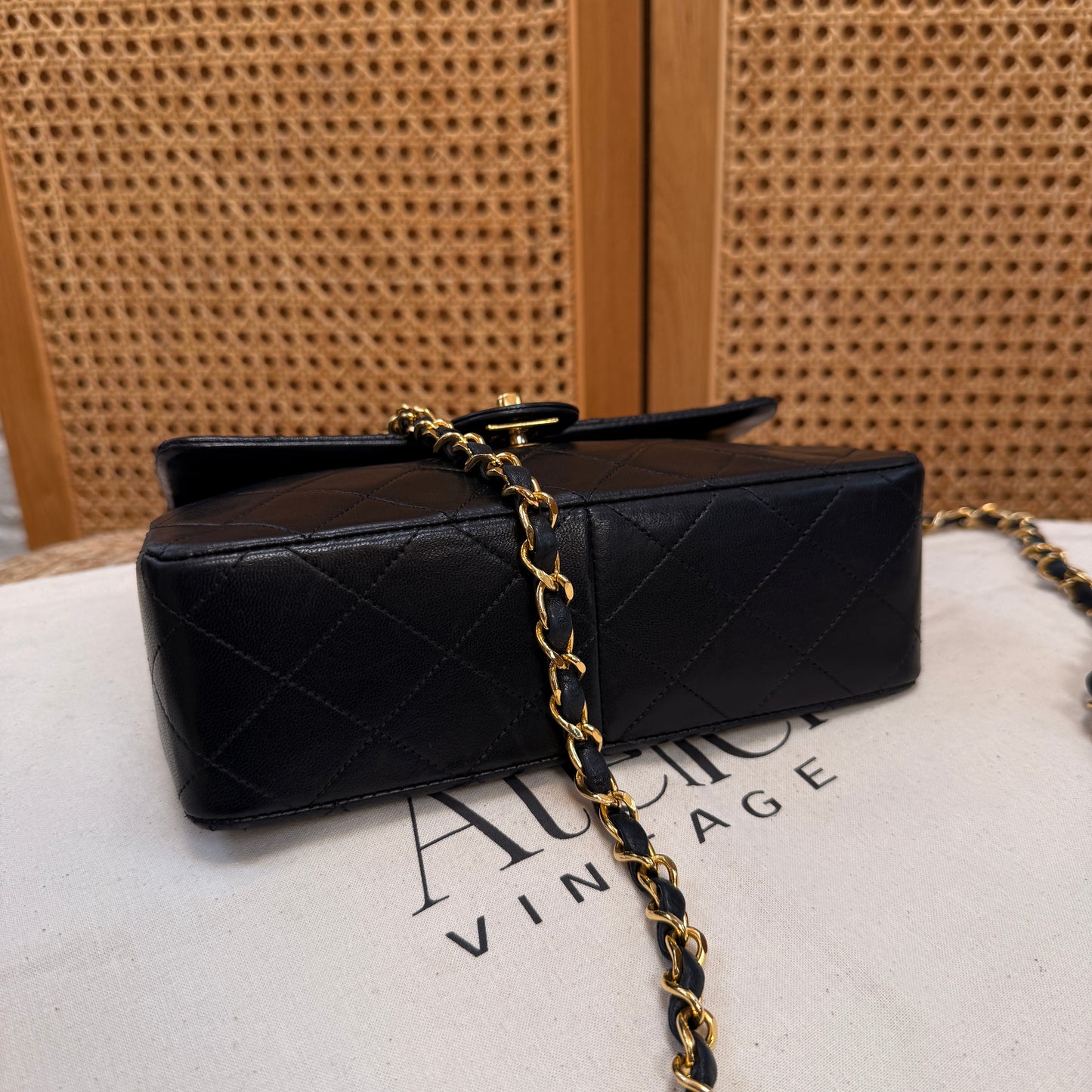 Chanel 1989 Classic Square Single Flap Medium black