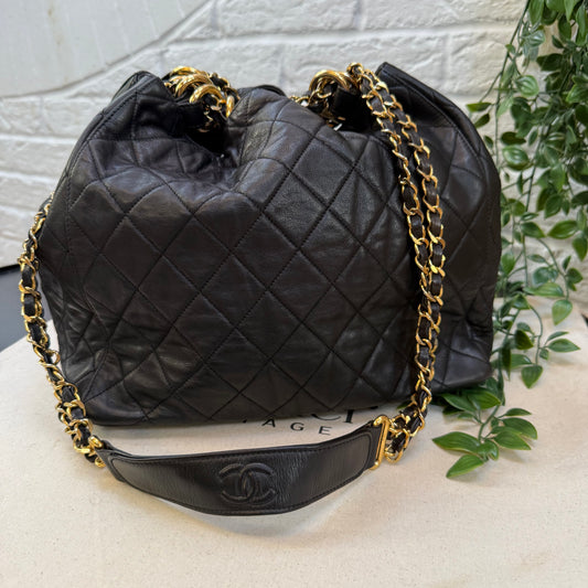 Chanel 1991 deep quilted limited edition CC ring Bucket Bag
