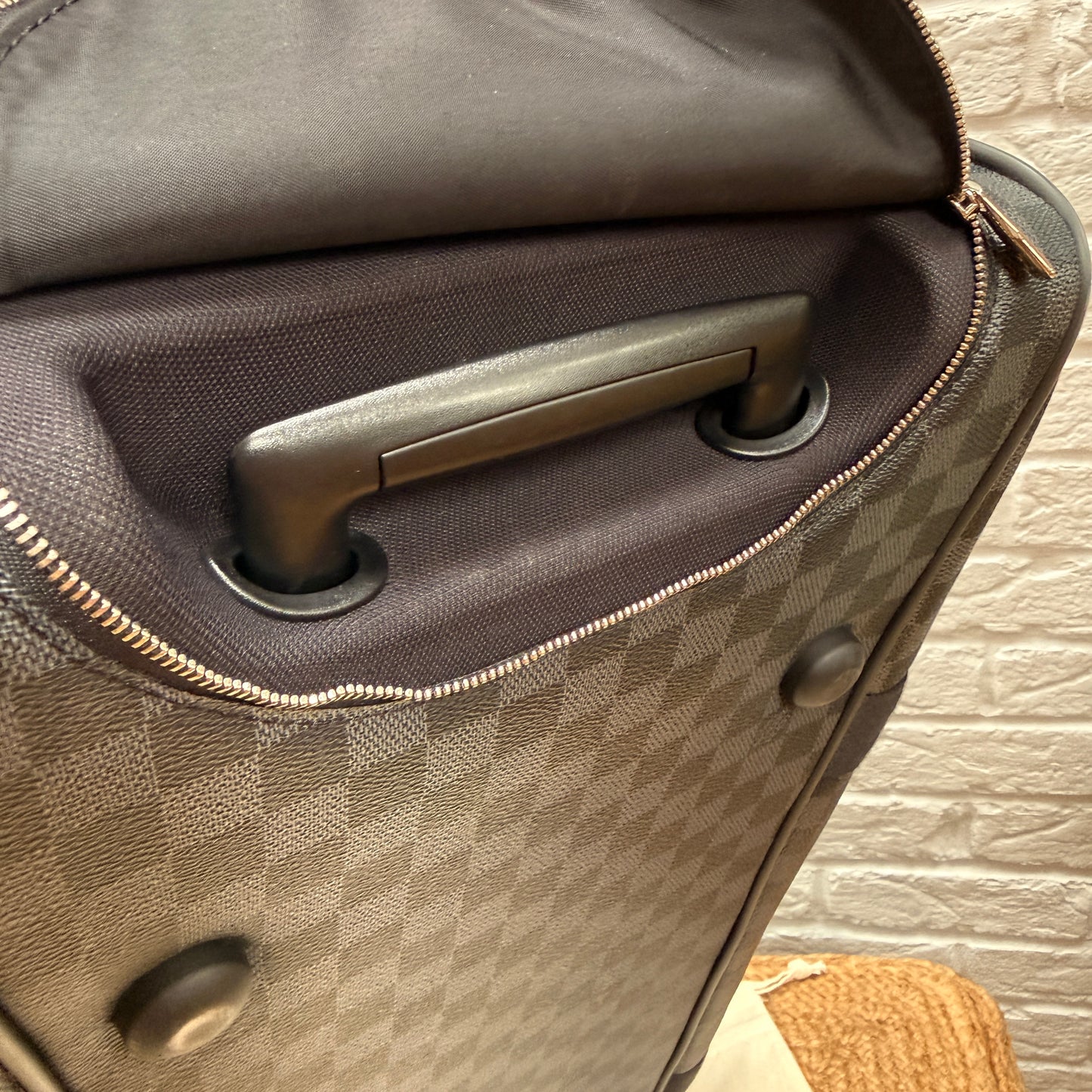 Louis Vuitton 2015 Neo Eole 55 duffel bag with wheels