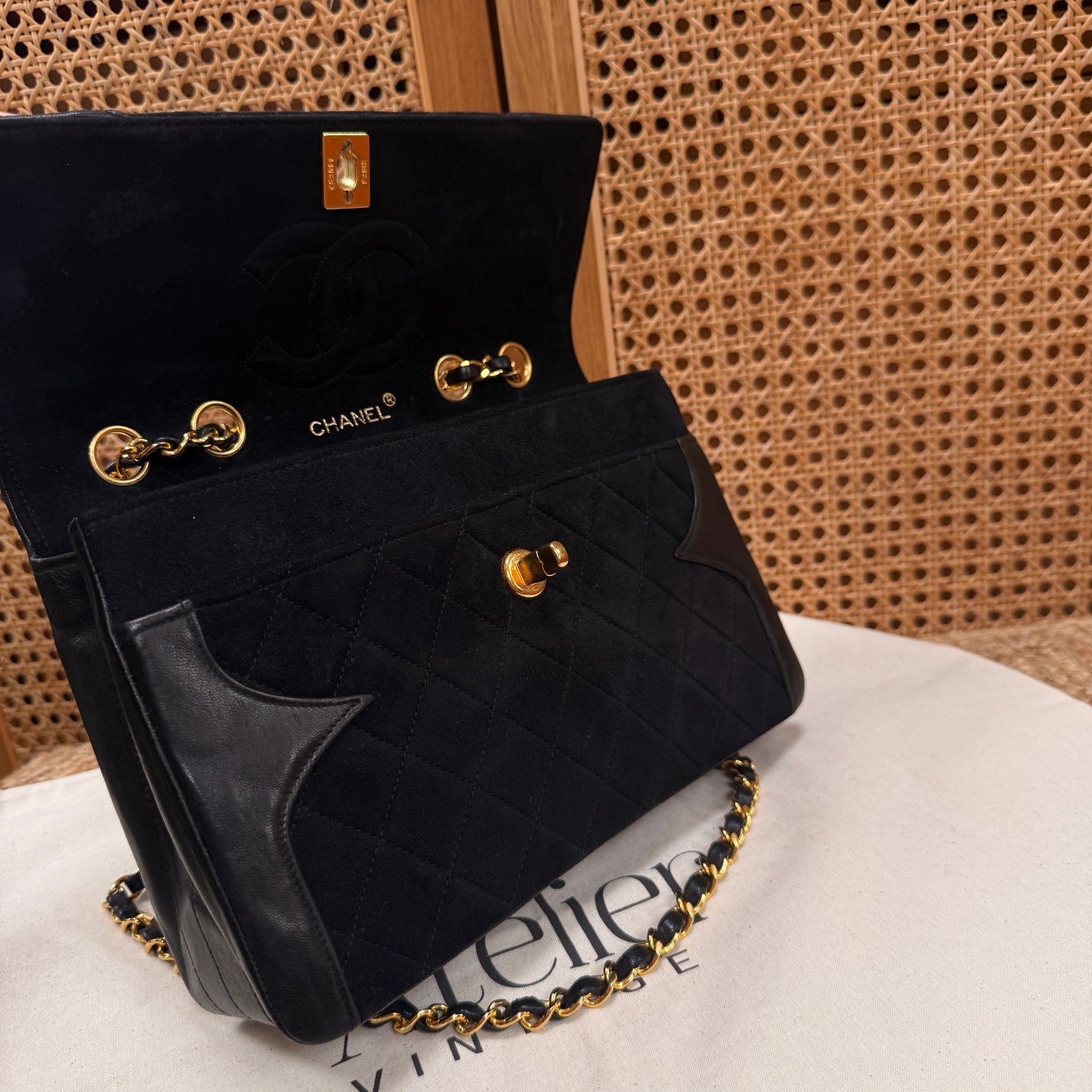 Chanel 1986 rare & limited edition single flap in black suede & Lambskin leather