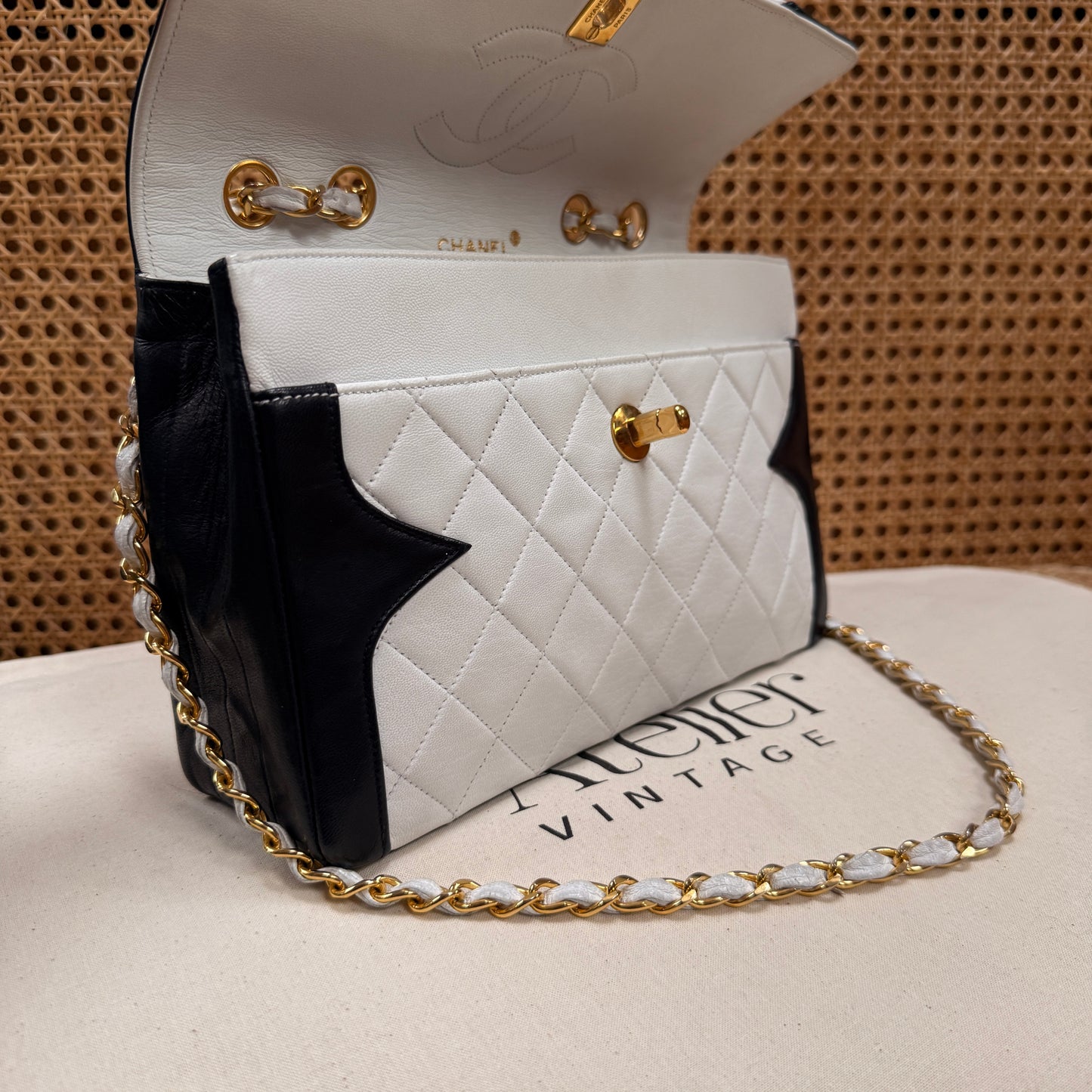 Chanel 1986 Rare Ivory & Navy Limited Edition Single Flap