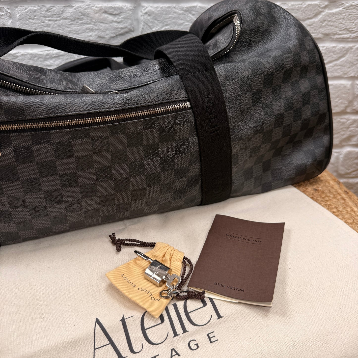 Louis Vuitton 2015 Neo Eole 55 duffel bag with wheels
