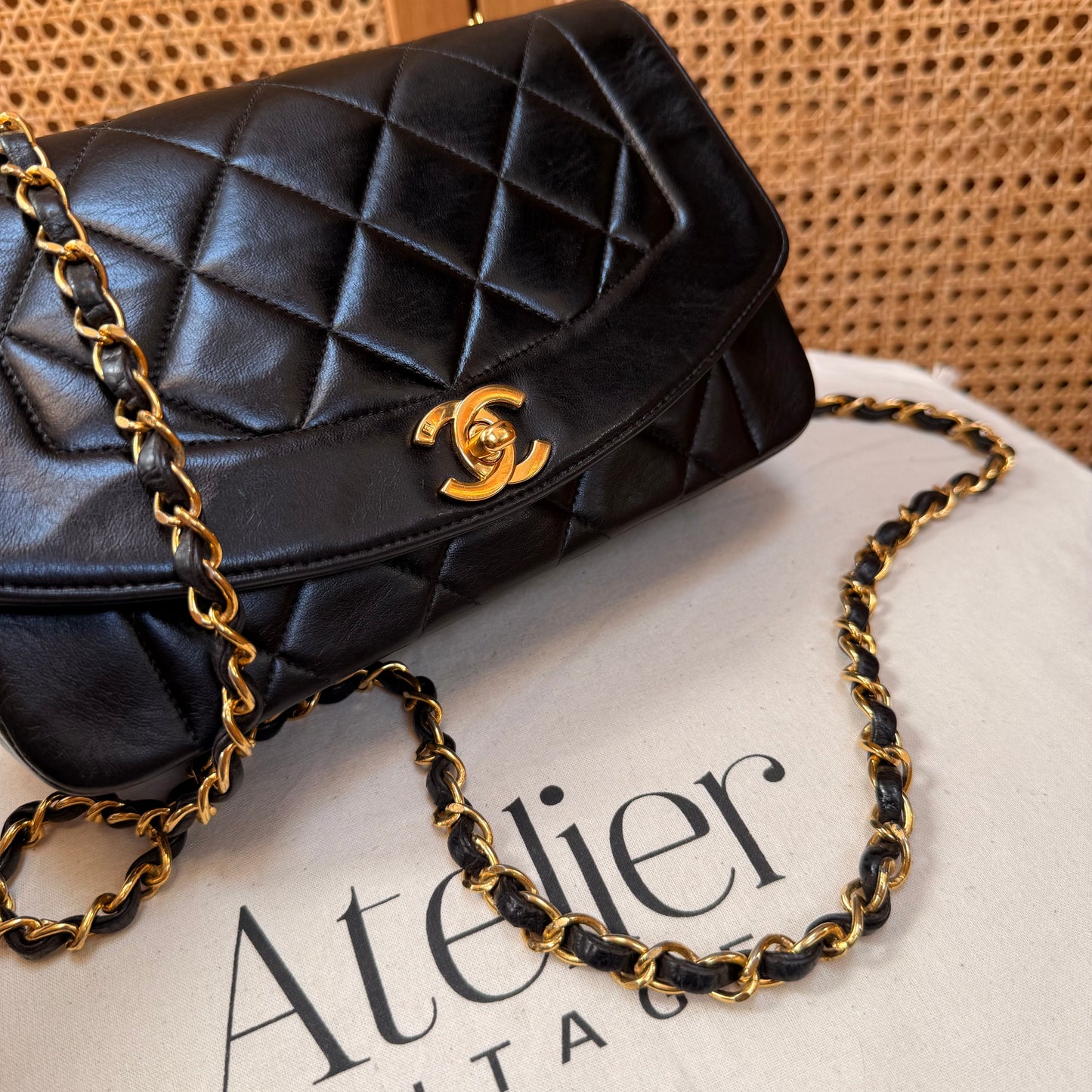 Chanel 1991 Vintage Classic Diana Small