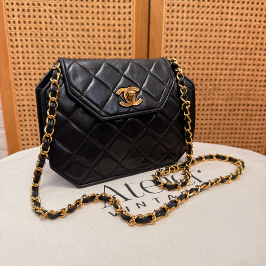 Chanel 1989 Rare Octagon Single Flap