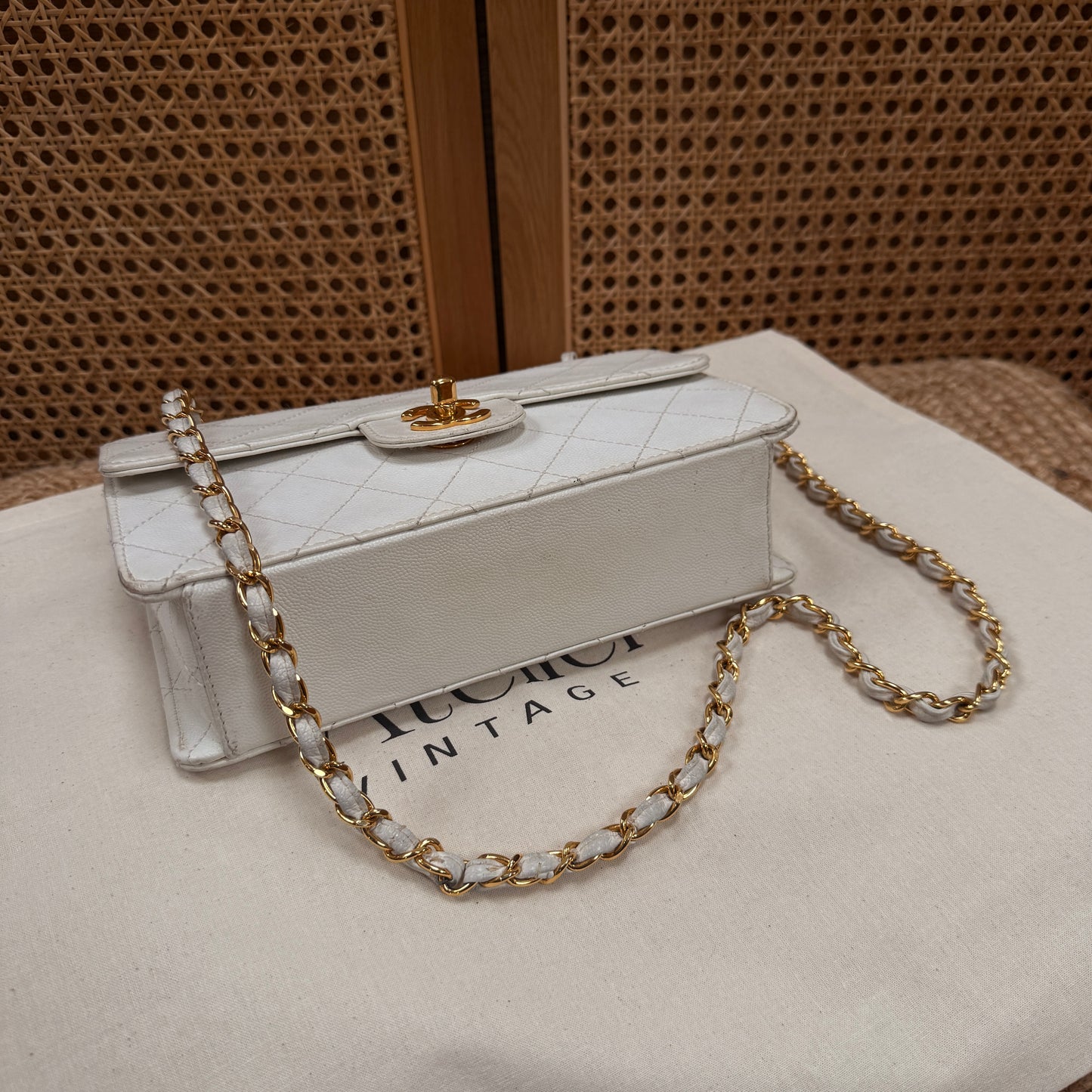 Chanel 1997 Ivory Caviar Single Flap