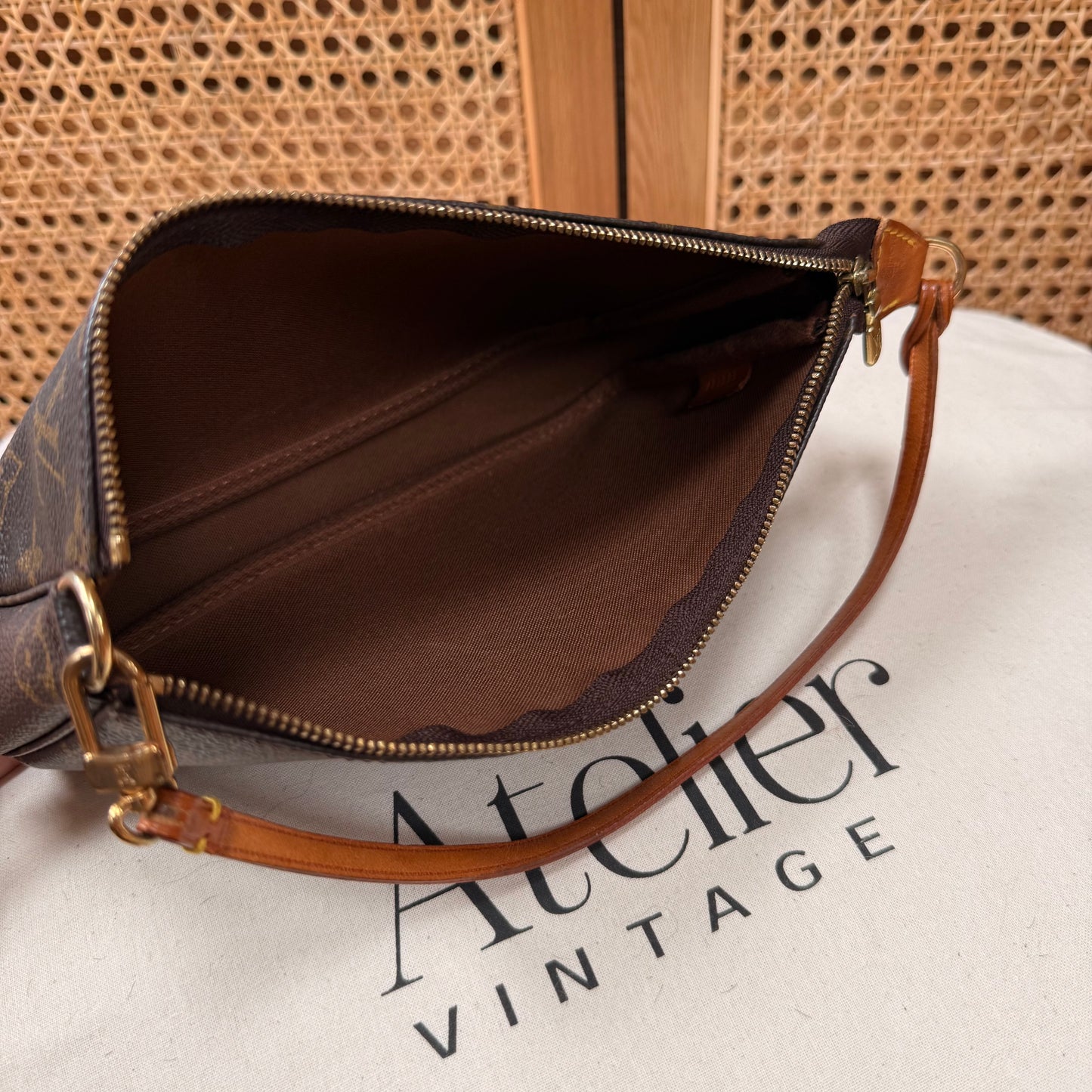Louis Vuitton 1999 Pochette Accesssoires