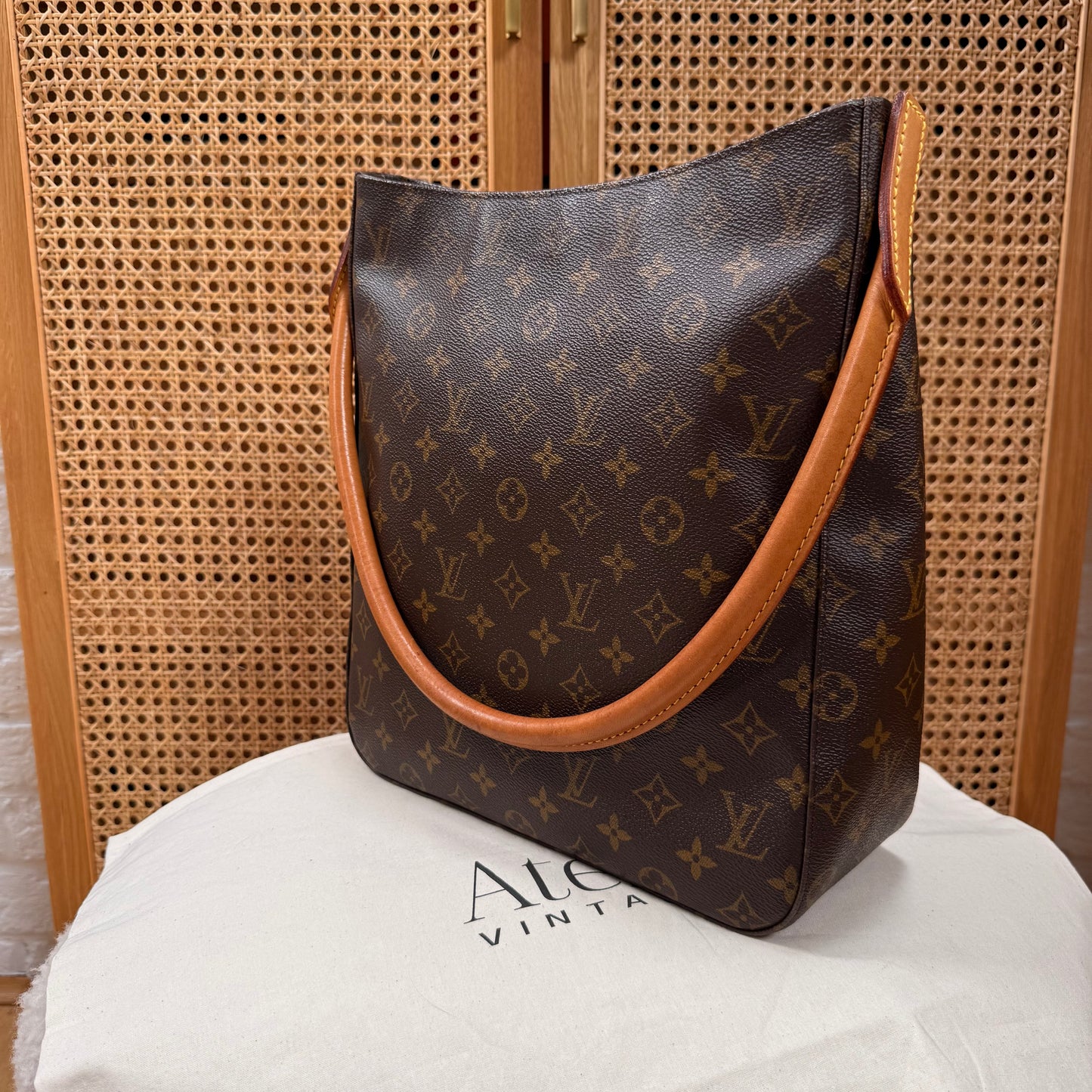 Louis Vuitton 2002 Looping GM