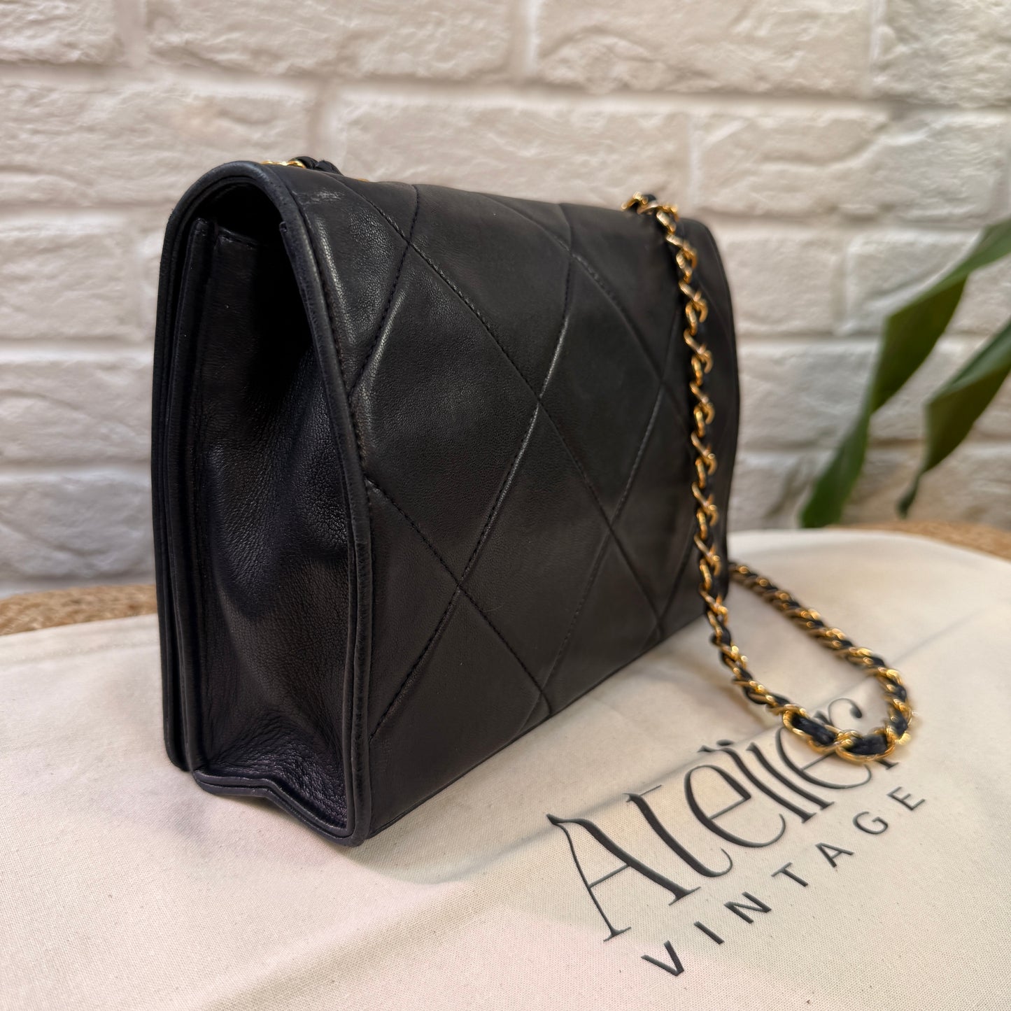 Chanel 1986 Navy Lambskin Full flap in diamond quilting