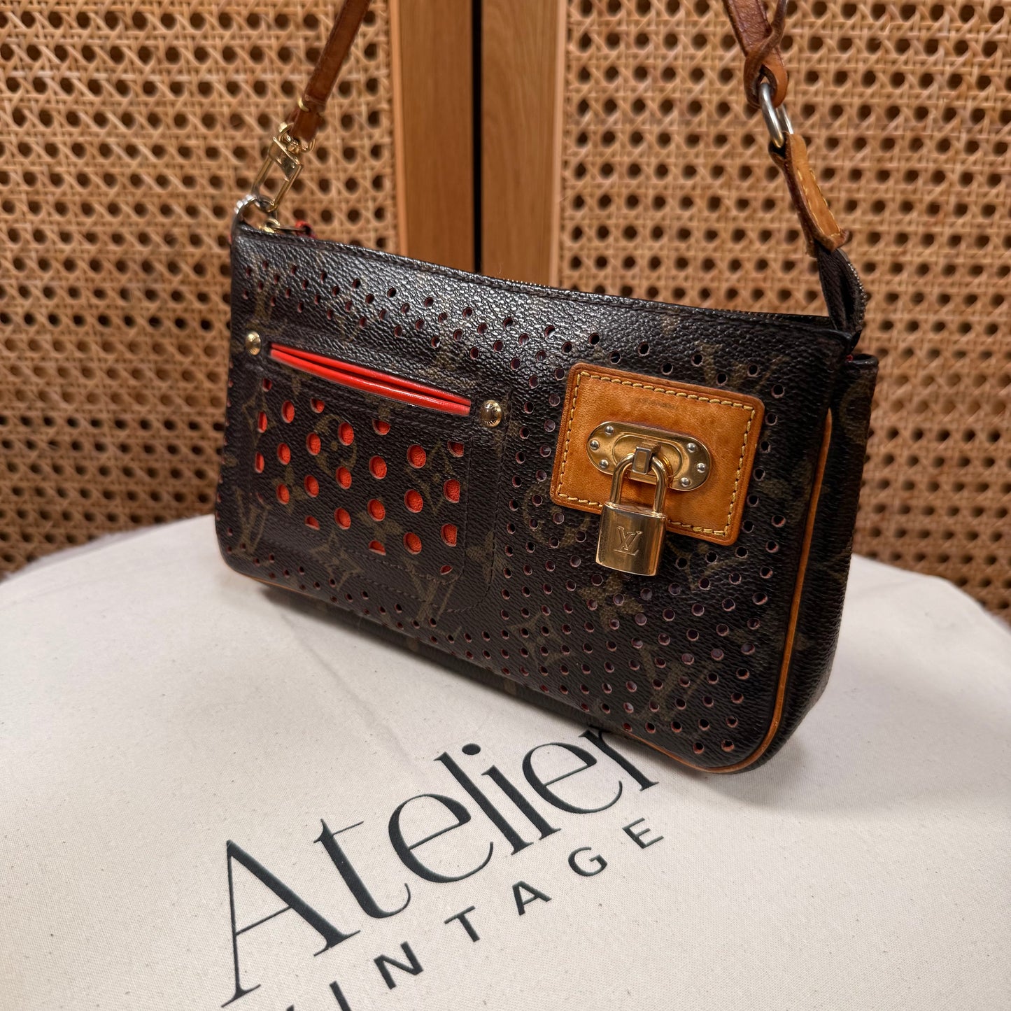 Louis Vuitton 1999 Pochette Accesssoires