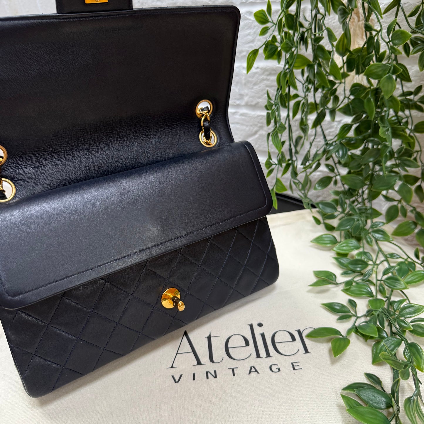 Chanel 1986 Navy Double Flap Medium