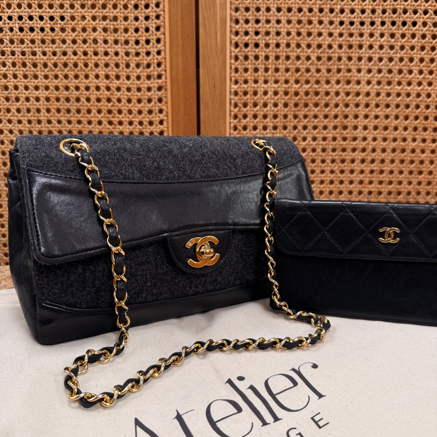 Chanel 1989 Rare Charcoal Tweed Wood & Black Leather Single flap & Purse Set