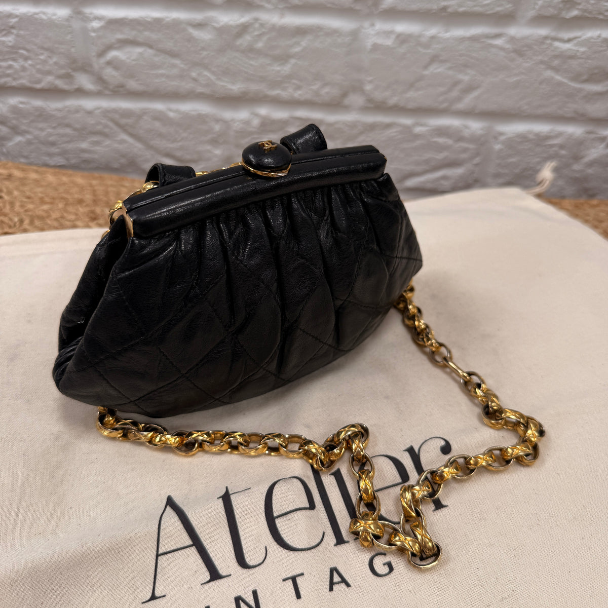 Chanel 1989 Rare Kisslock Bag
