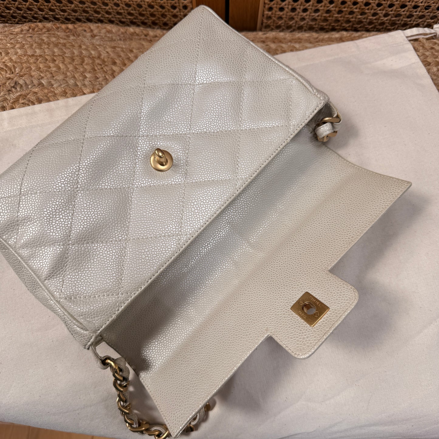 Chanel Ultra Rare 2000 pearlescent Caviar Single Flap