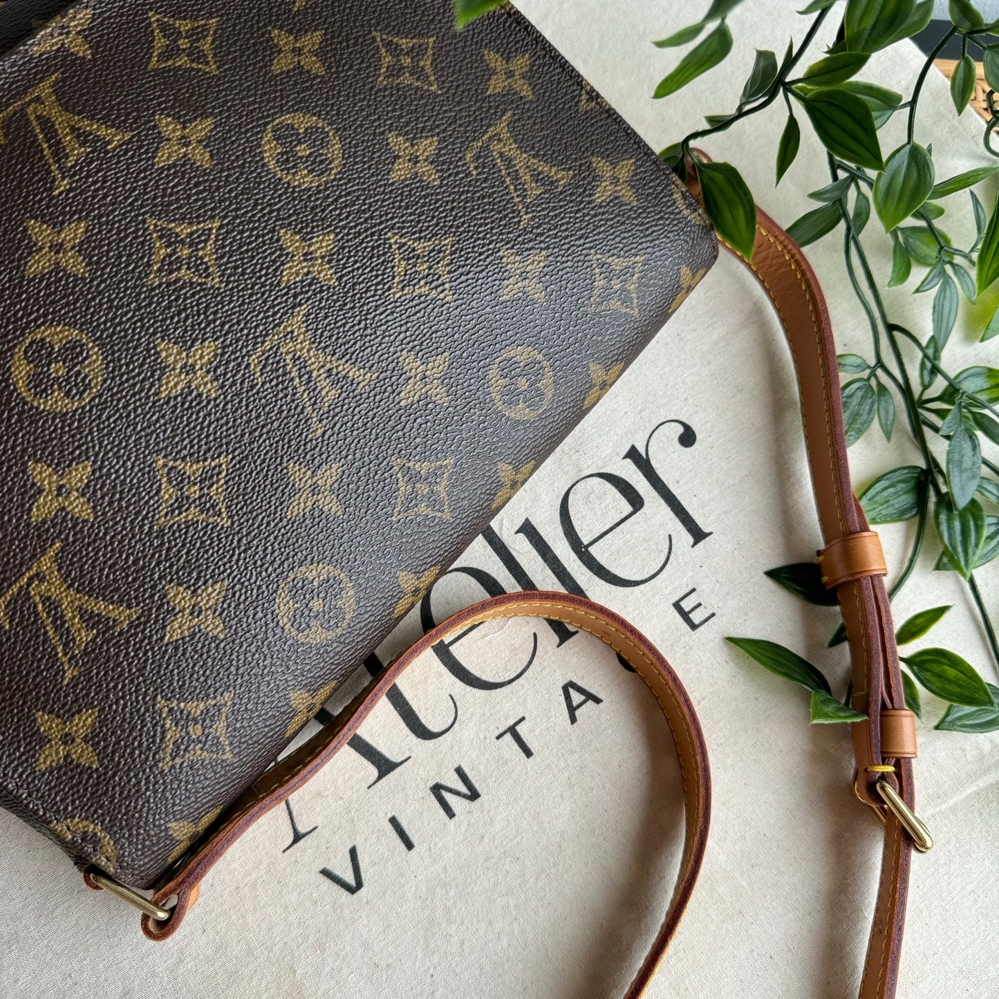 Louis Vuitton Musette Tango Shoulder Bag