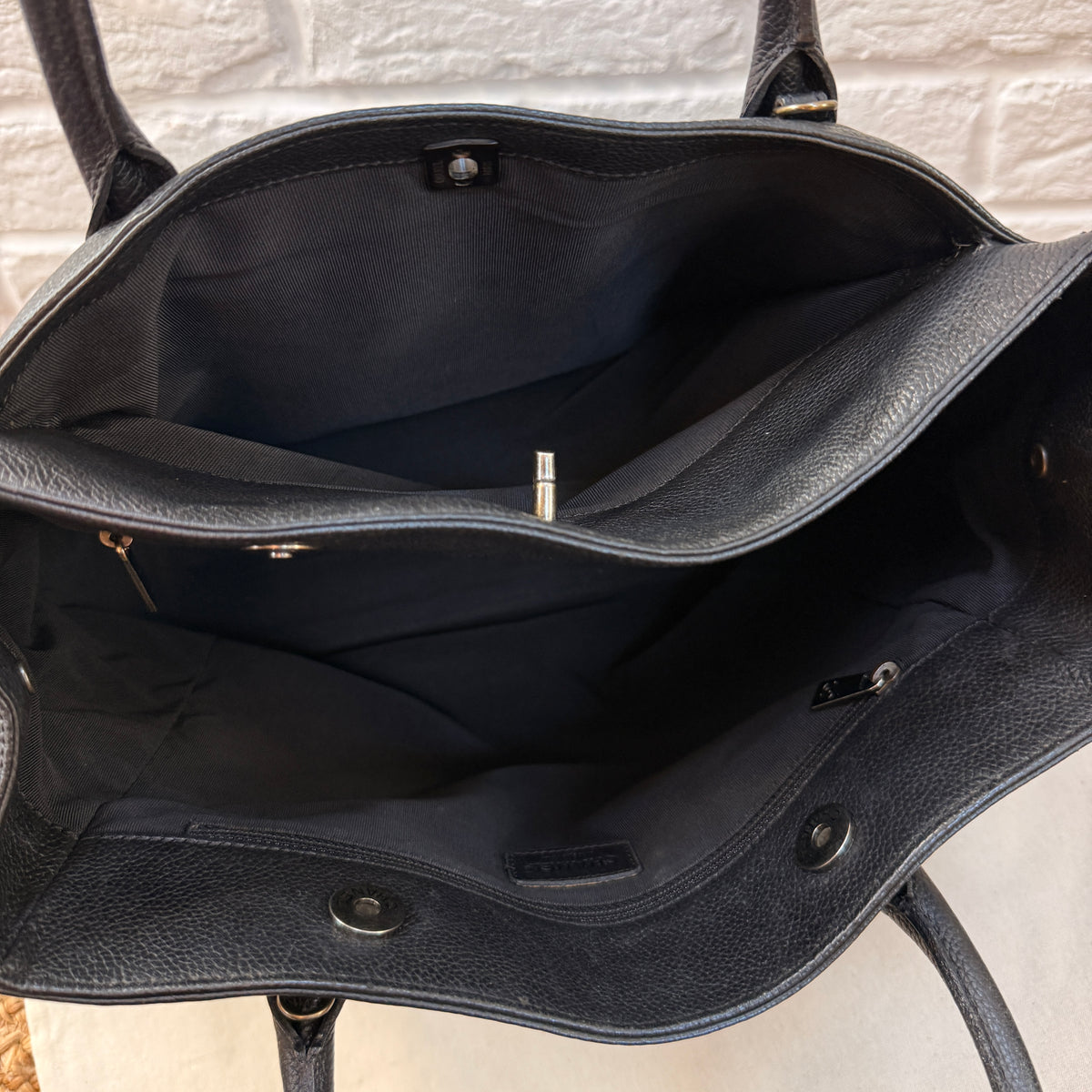 Chanel 2000 Tall Executive Cerf Tote