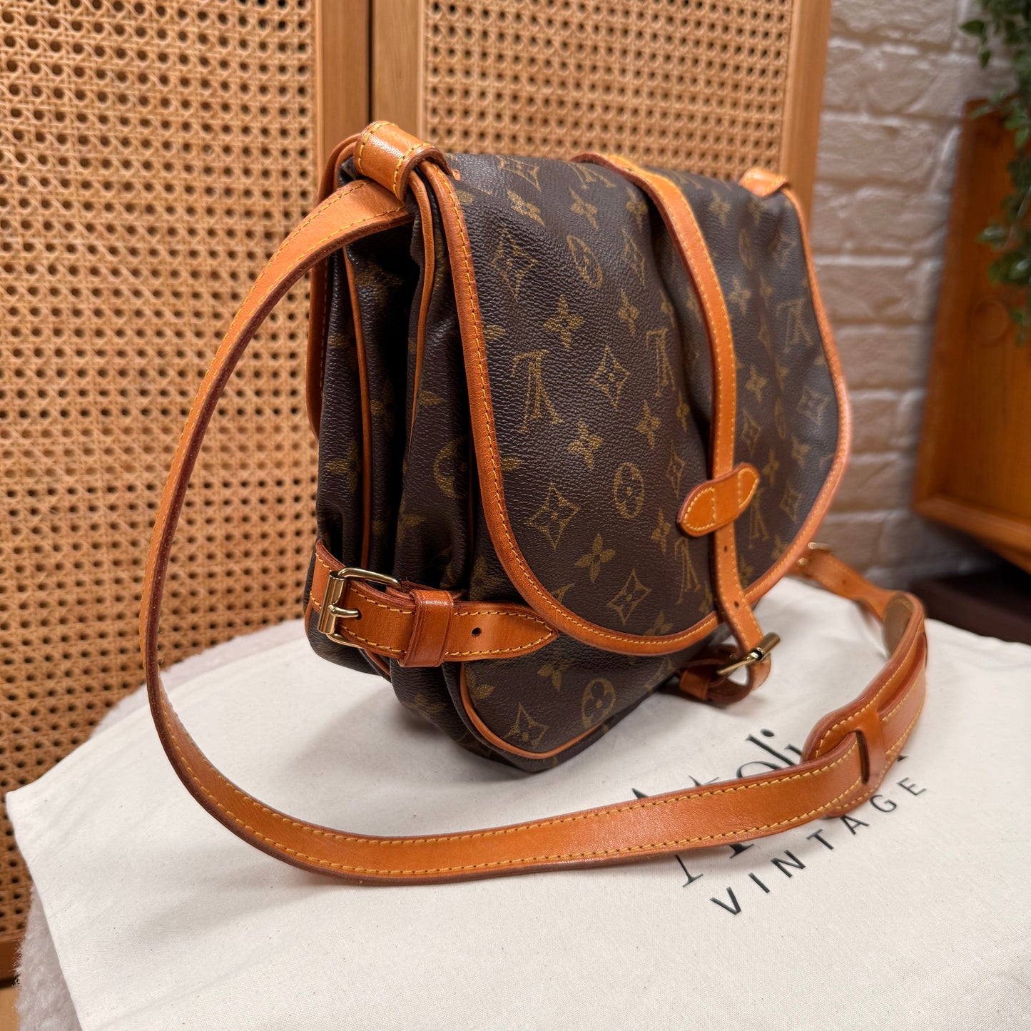 Louis Vuitton 2004 Saumur 30 Monogram