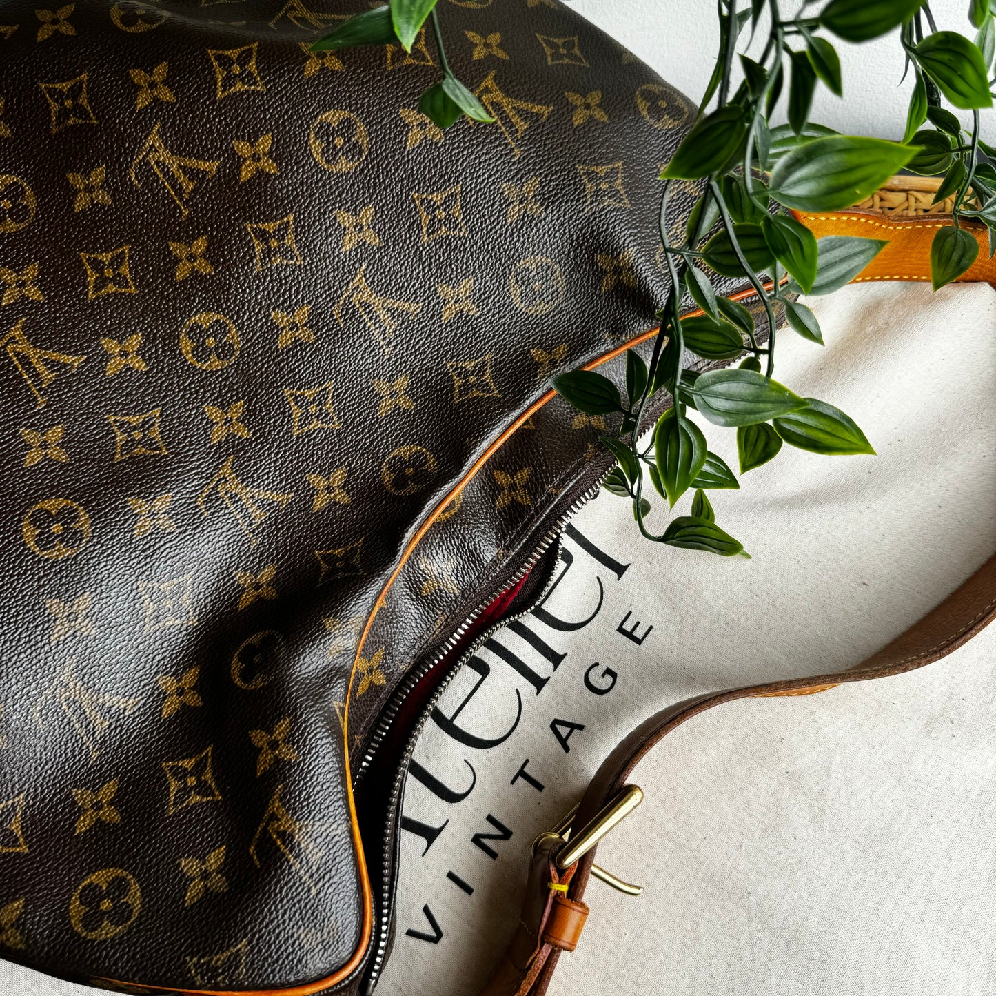 Louis Vuitton 2008 Croissant GM