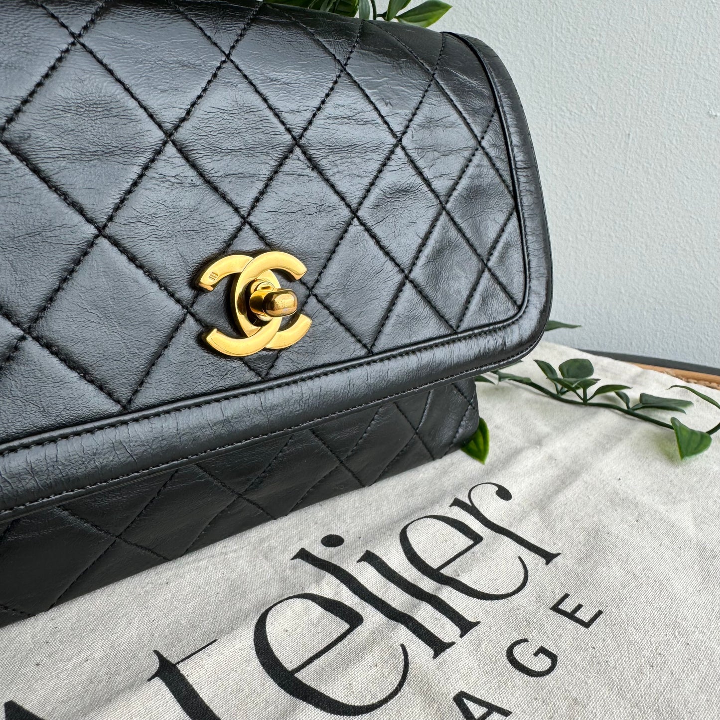 Chanel 1989 CC Turnlock Single Flap