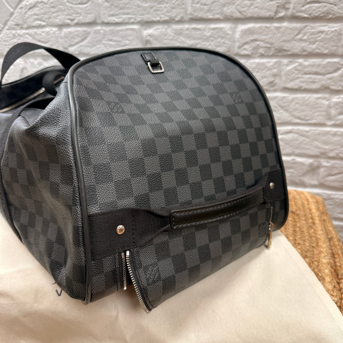 Louis Vuitton 2015 Neo Eole 55 duffel bag with wheels