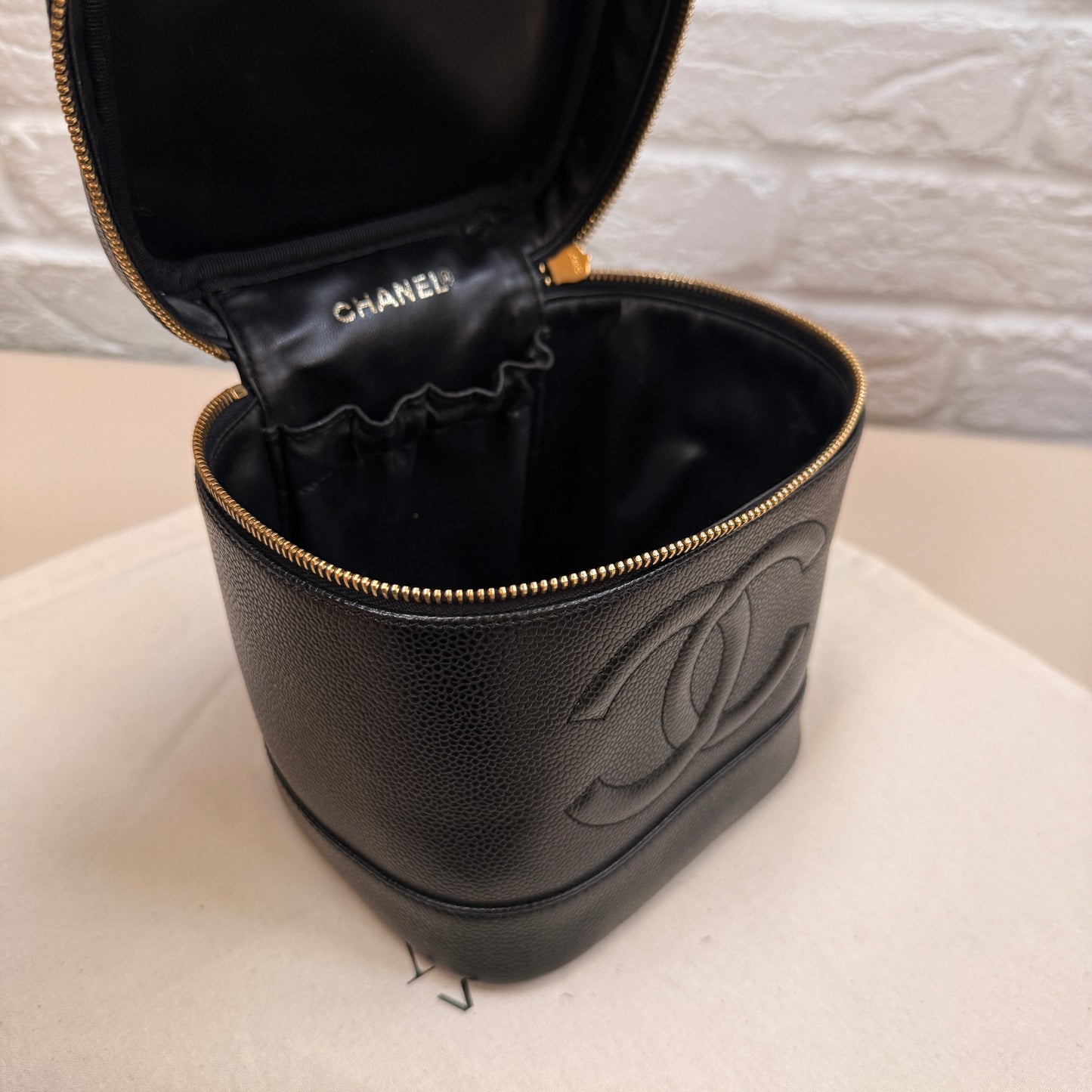 Chanel 2000 Caviar Leather Vanity Case
