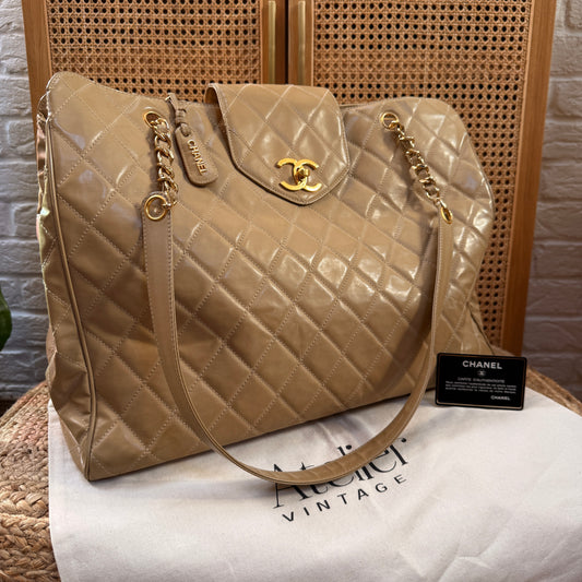 Chanel 1995 XXL Super Model Tote with Turnlock