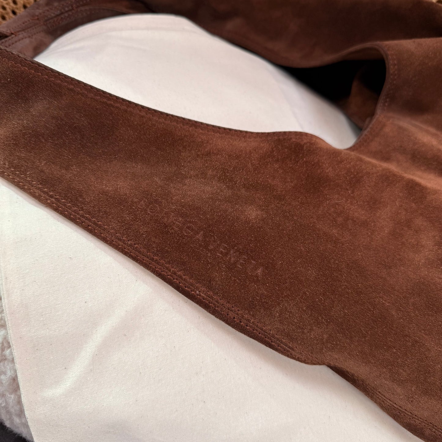 Bottega Veneta 2003 Tan Suede Hobo Tote