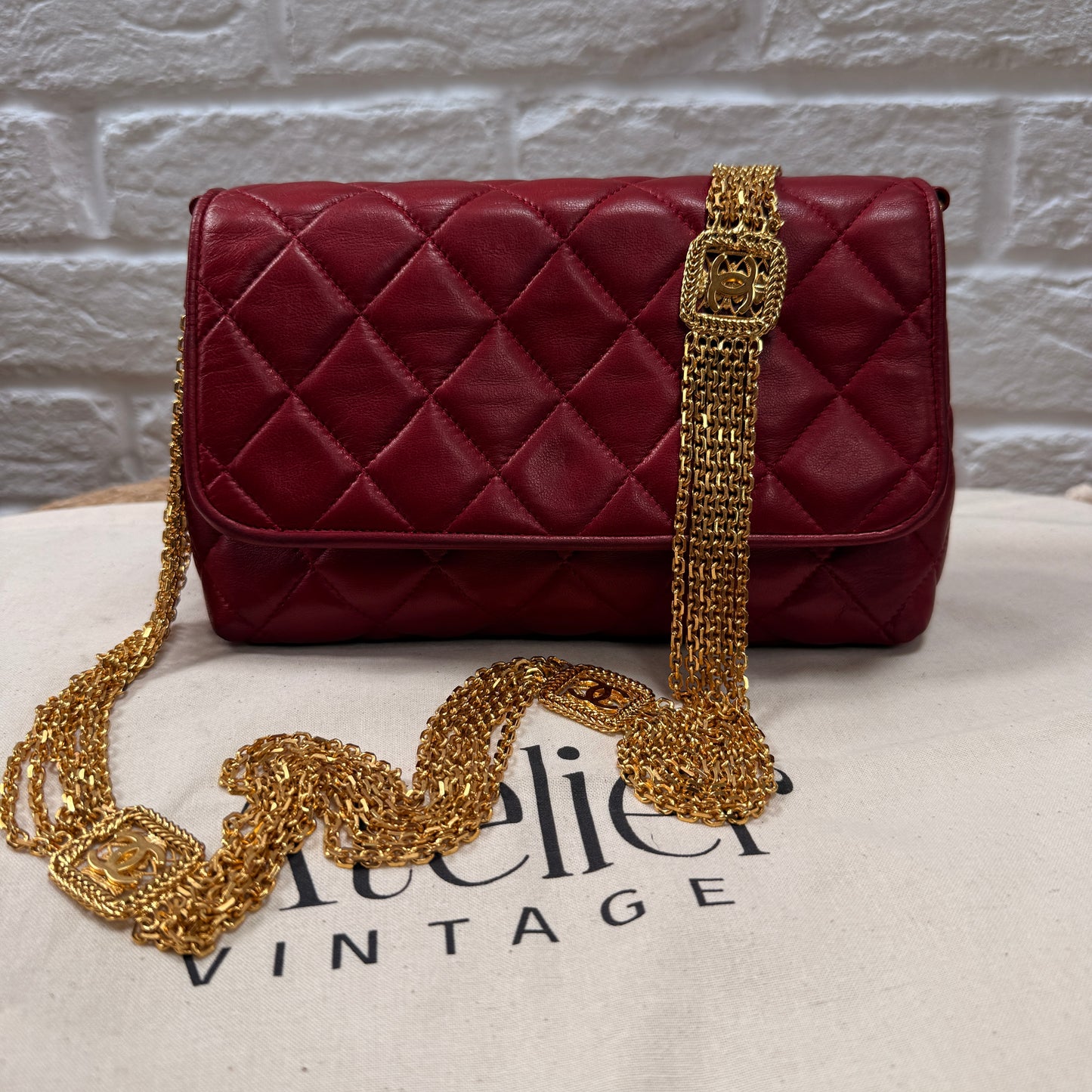 Chanel ULTRA RARE 1986 Single Flap with six strand 24k gold plated chain with CC logo stations