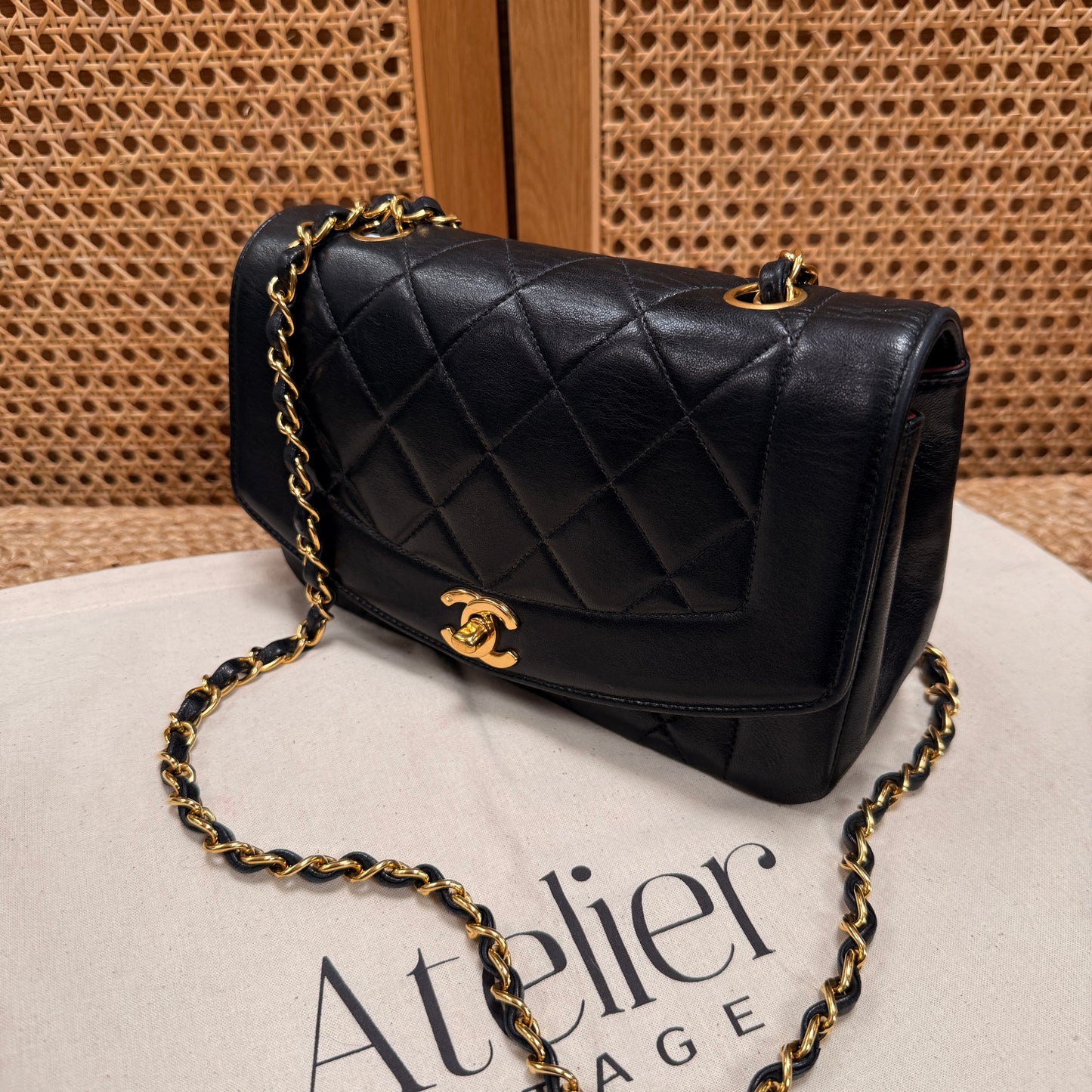 Chanel 1991 Vintage Classic Diana Small