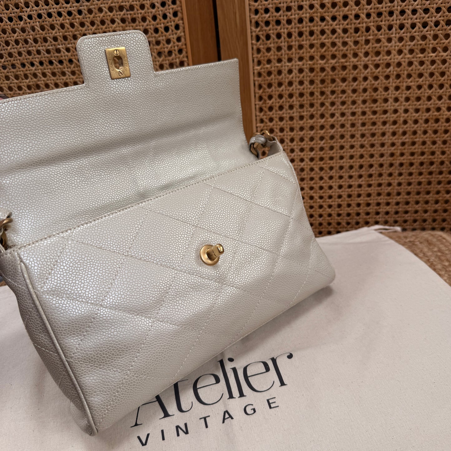 Chanel Ultra Rare 2000 pearlescent Caviar Single Flap