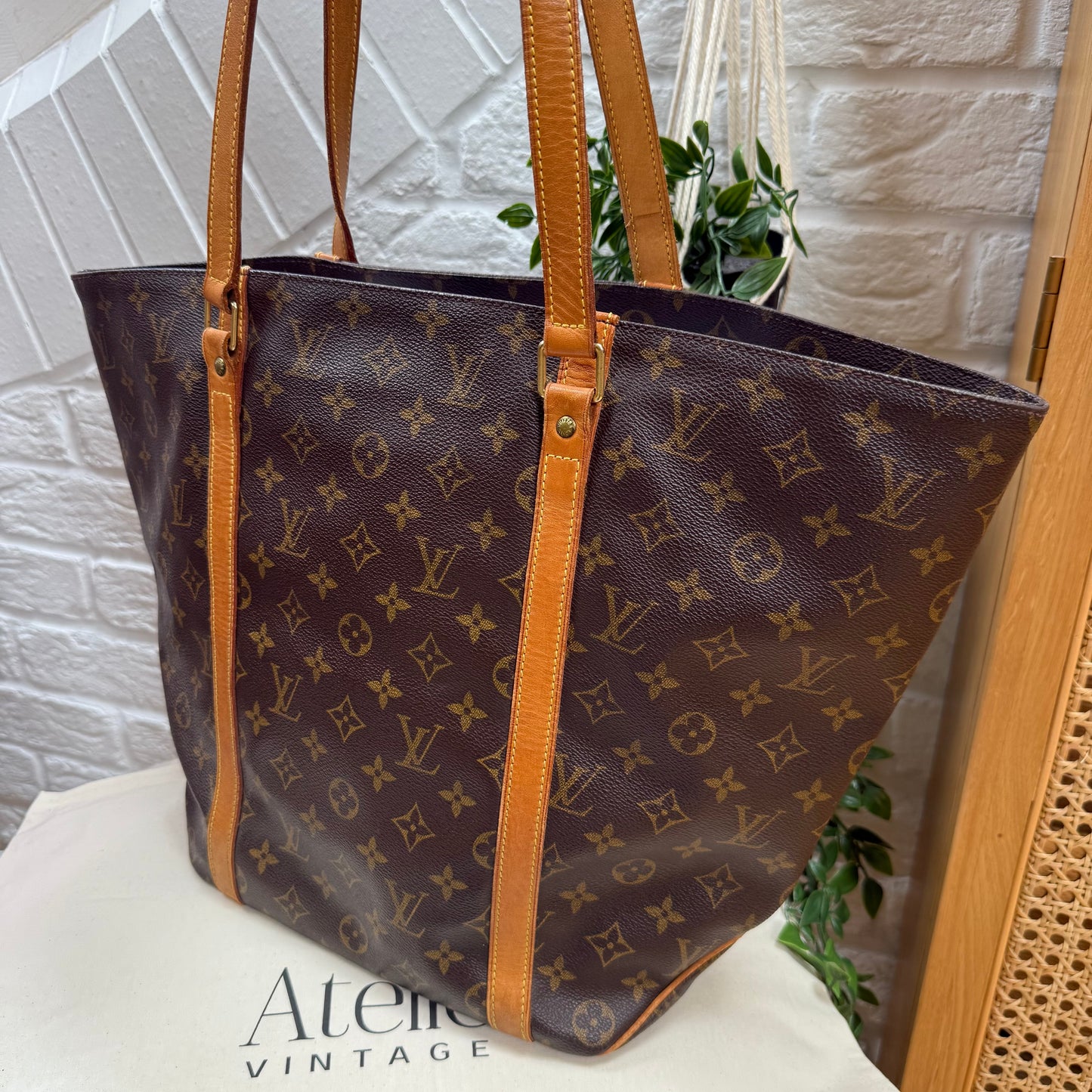 Louis Vuitton 2001 Sac Shopping Tote