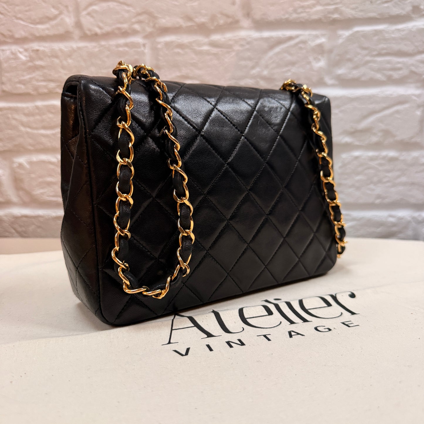 Chanel 1991 Classic Square Single Flap Medium black