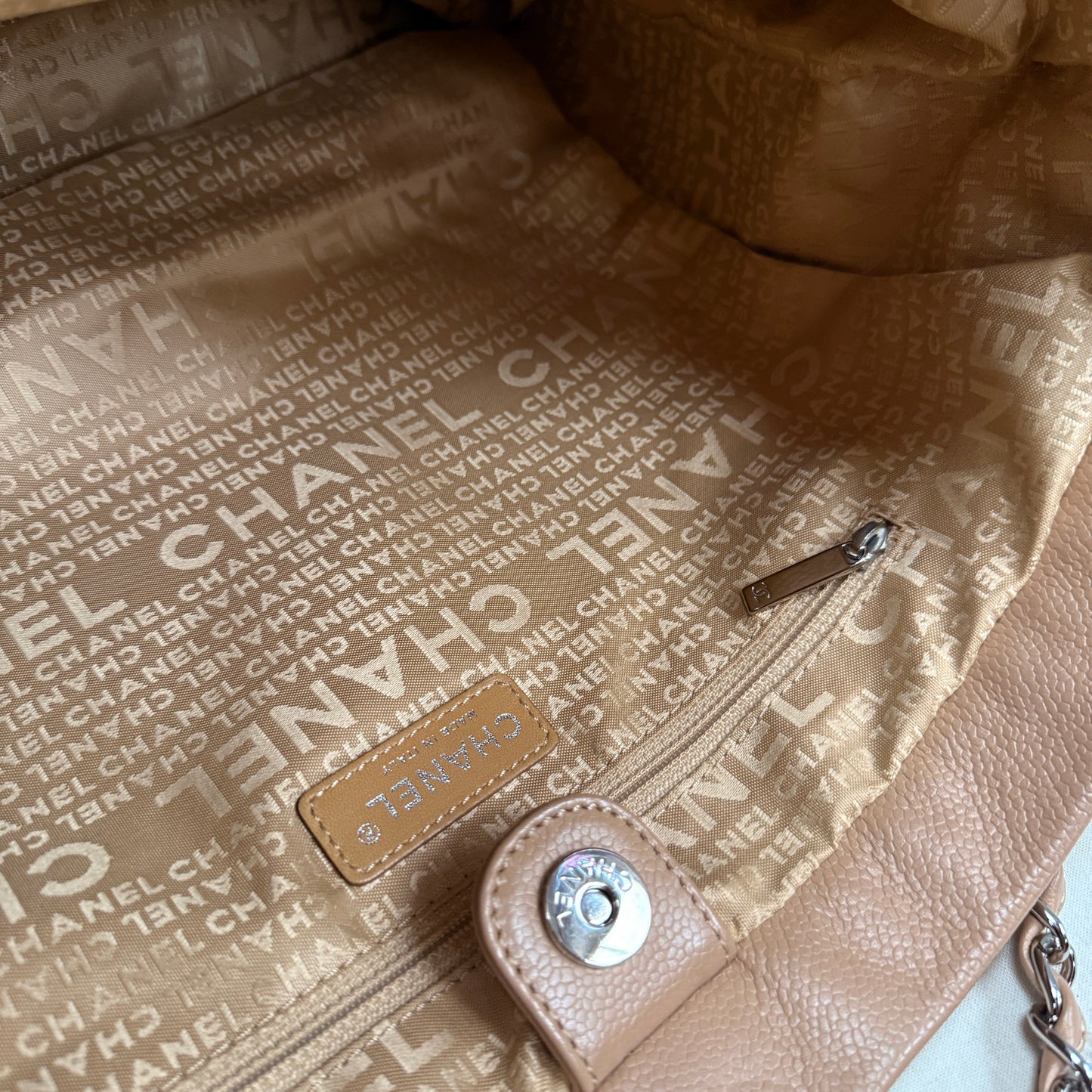 Chanel 2004 Beige Woven Caviar Leather Tote