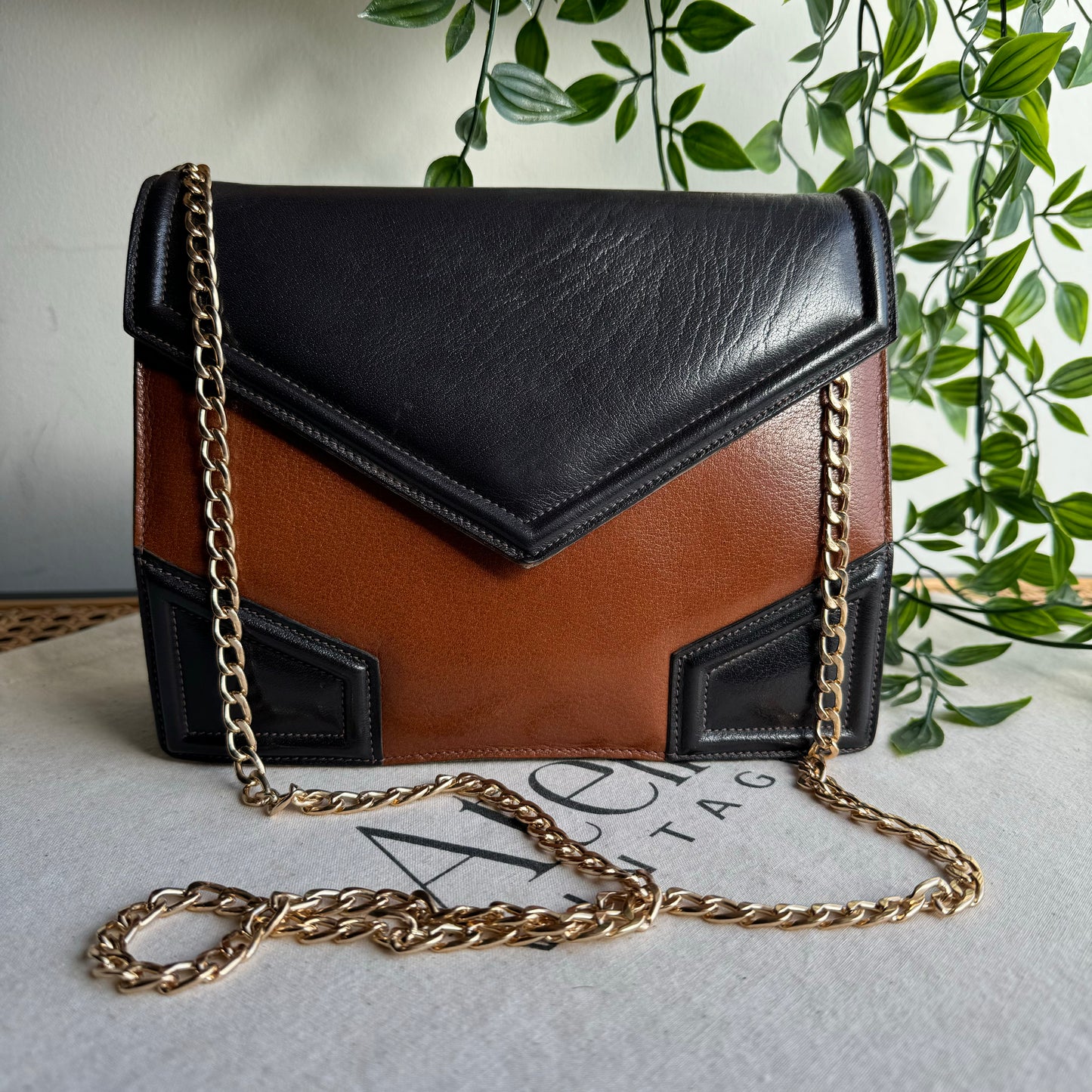 Saint Laurent Vintage Clutch (included non branded chain strap)