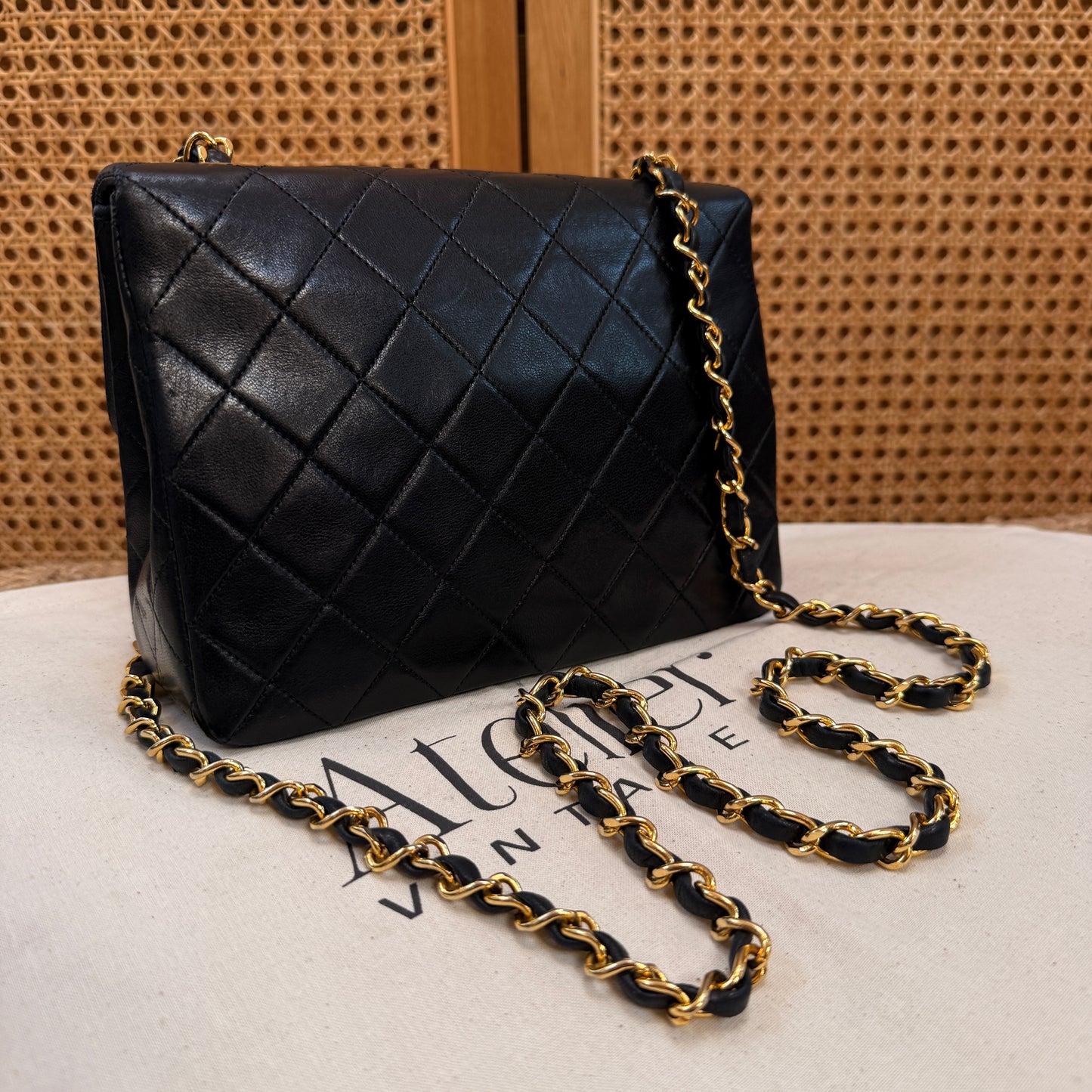 Chanel 1989 Classic Square Single Flap Medium black