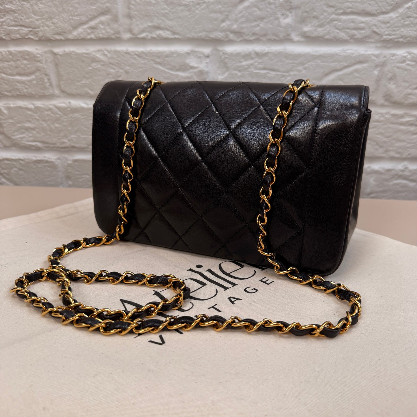 Chanel 1991 Vintage Classic Diana Small