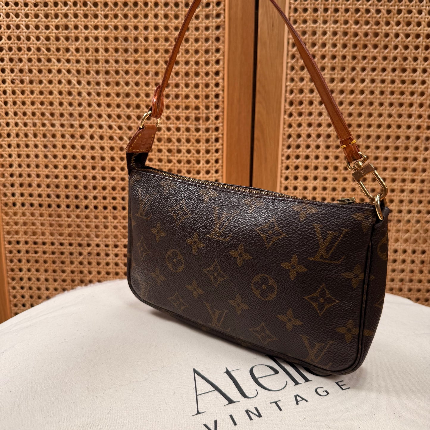 Louis Vuitton 1999 Pochette Accesssoires