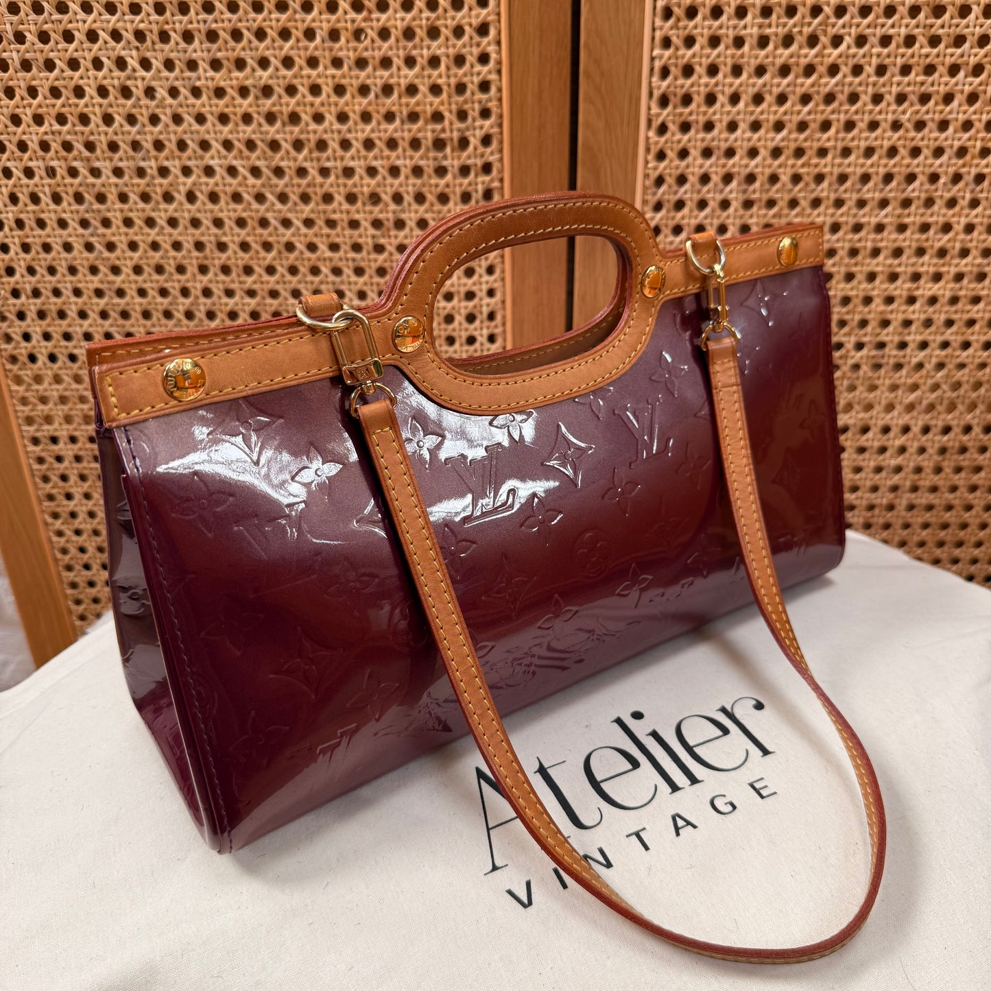 Louis Vuitton LOUIS VUITTON 2008 Bordeaux Roxburgh Vernis & Leather Two way